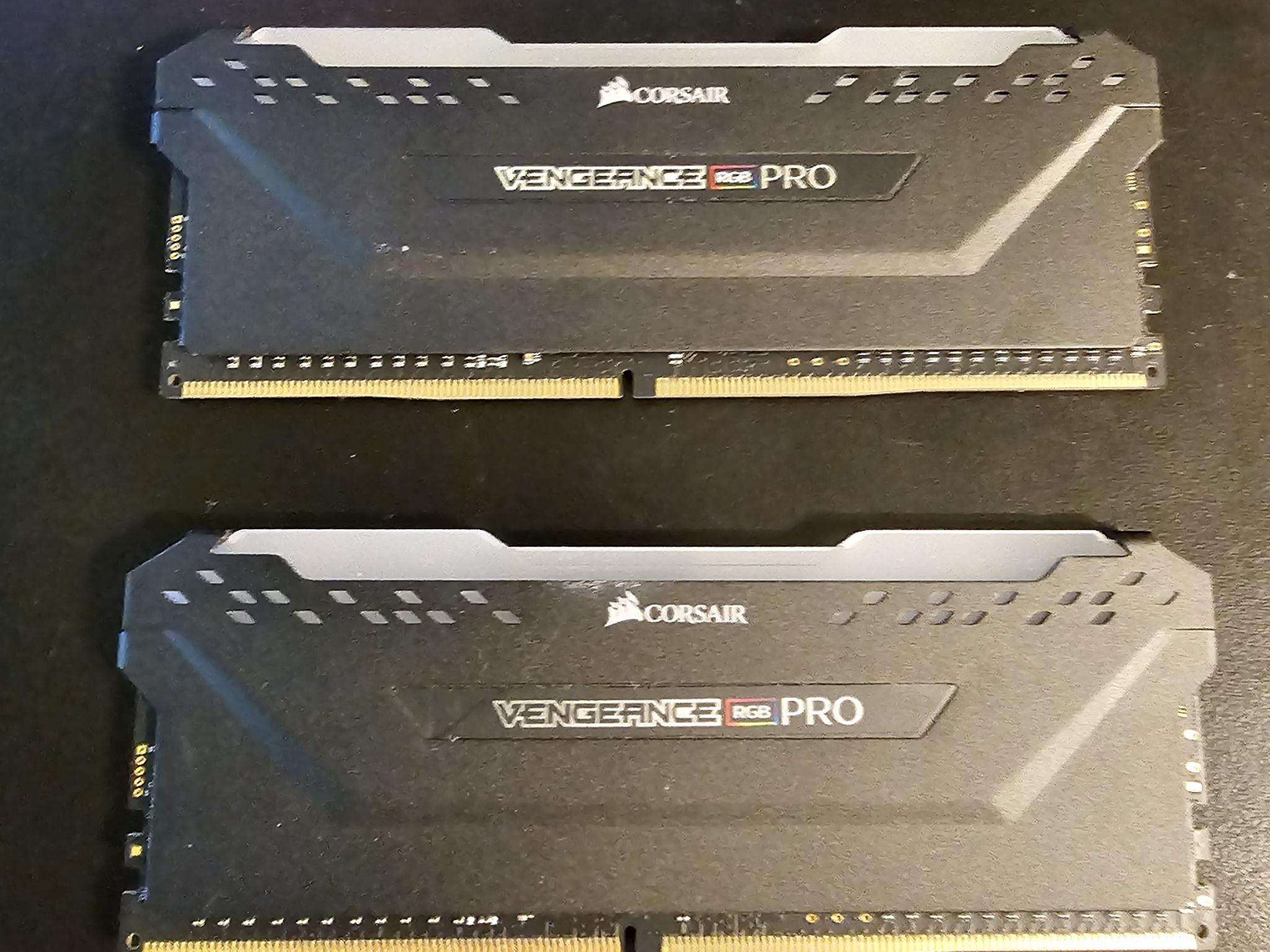 Corsair Vengeance RGB Pro 16GB (2 X 8GB) 3000MHz DDR4