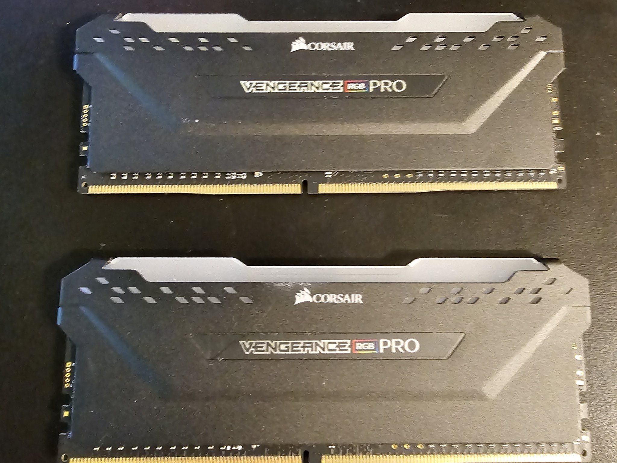 Corsair Vengeance RGB Pro 16GB (2 X 8GB) 3000MHz DDR4