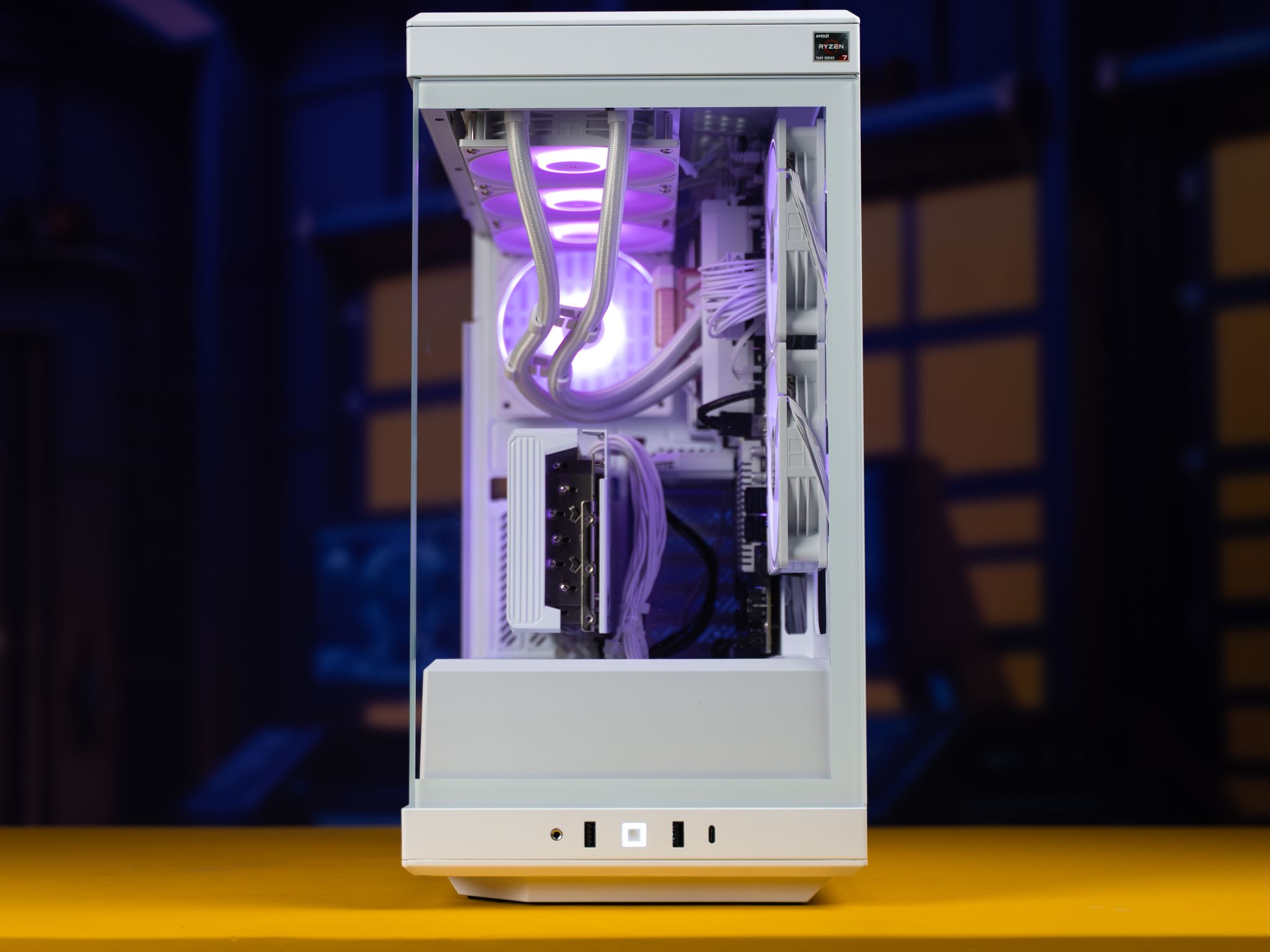 “SynthelisX” RX 9070 XT Ryzen 7 7800X3D 32GB Windows 11 2TB 4K Gaming PC Solo Leveler