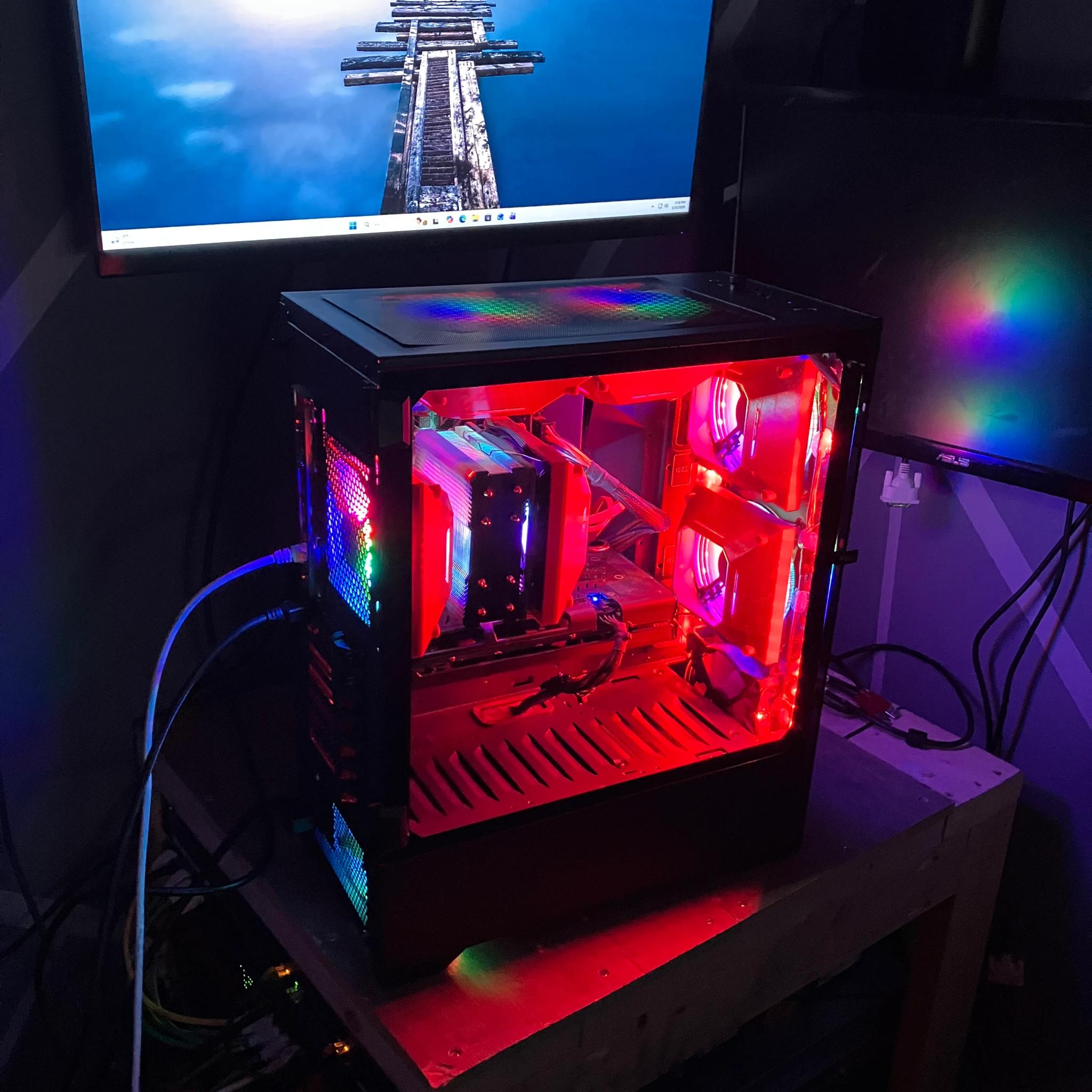i5-9400f | RX 5500 XT | 16 GB Ram | 512 GB NVMe | 2 x 1 TB Game HDD | 700W PSU | Win 11 Pro