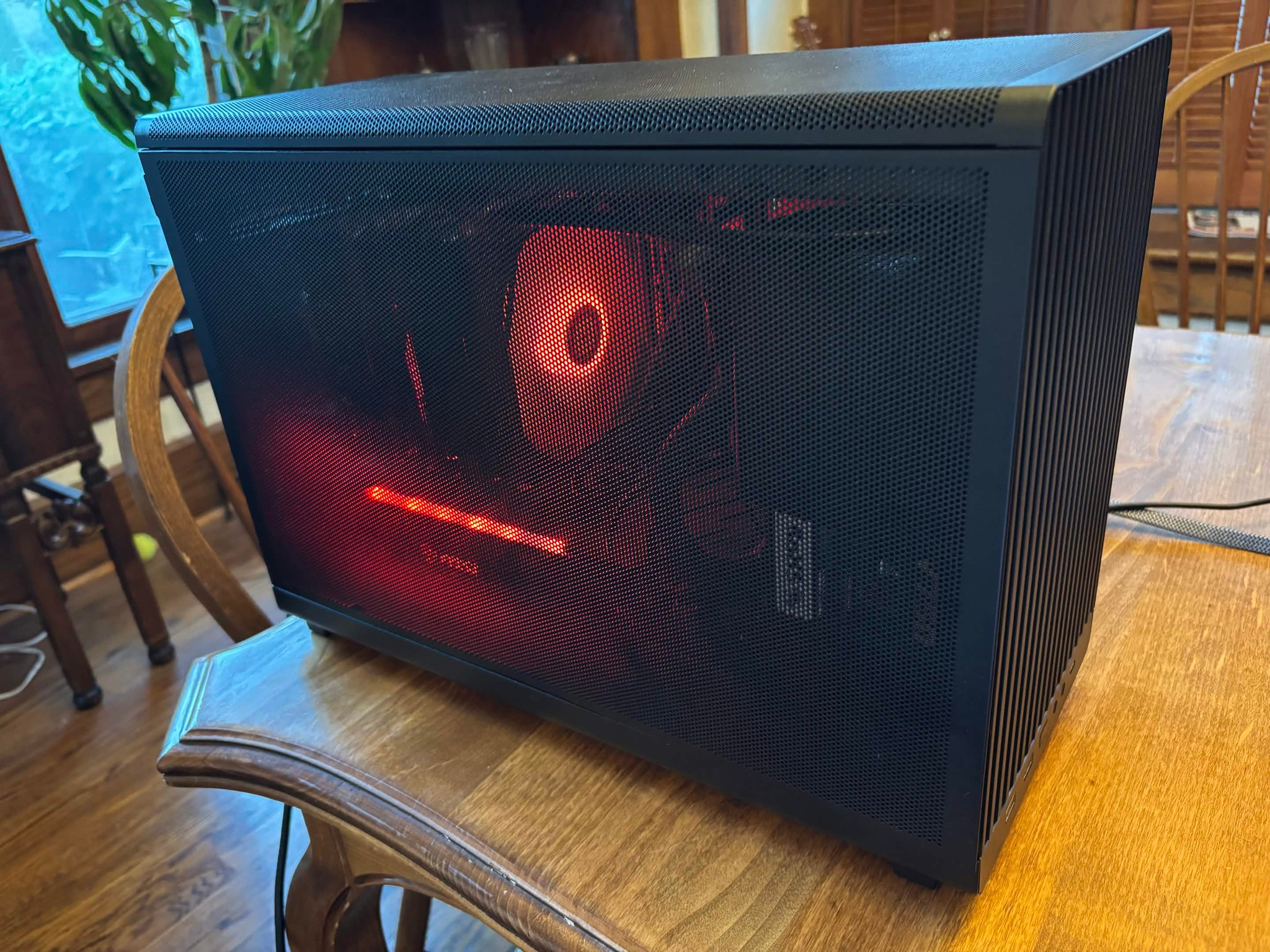 SFF Radeon RX 6800 Custom Gaming PC Pure Performance - Ryzen 7 5800X