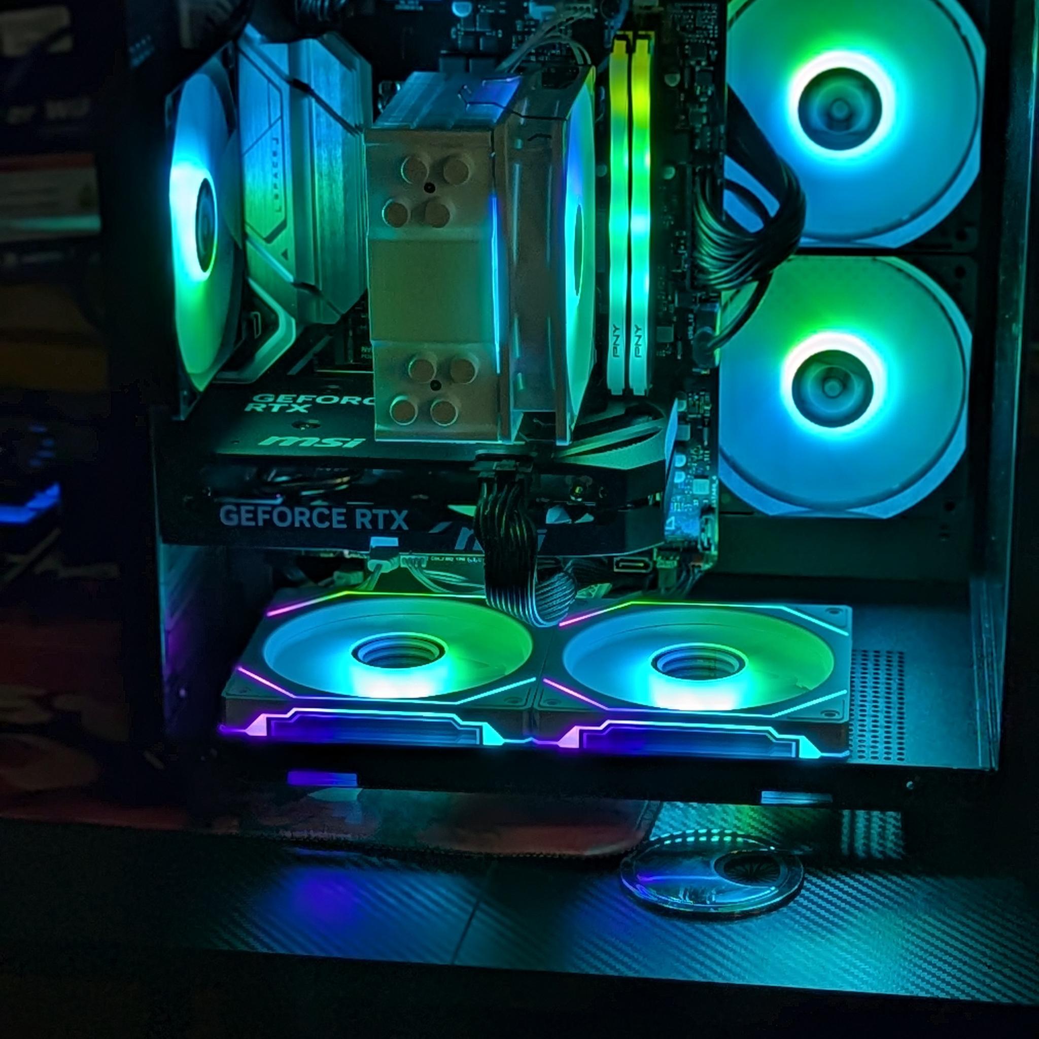 Intel i3 12100F|NVIDIA GEFORCE RTX 5050 8 GB|32 GB DDR4 3600 MT|1 TB NVME SSD M.2|Windows 11 Home