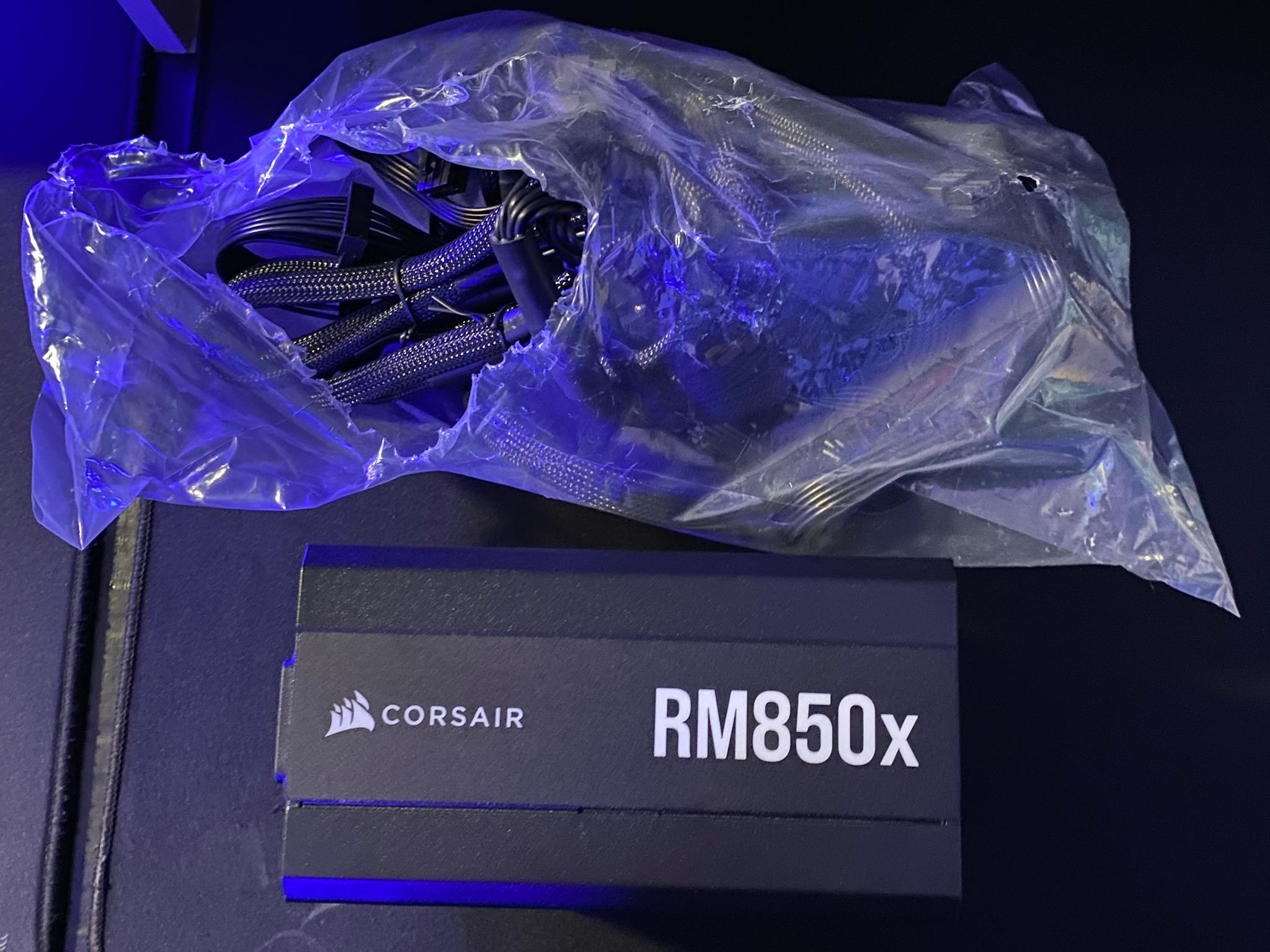 Corsair RMx Series™ RM850x / 850 Watt 80 PLUS Gold Fully Modular ATX PSU