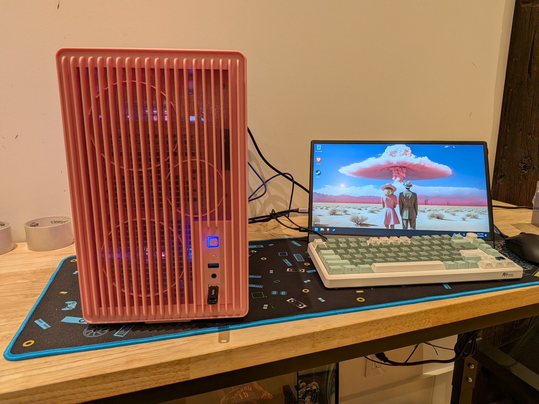 1440p Barbie Beast - RTX 5070, Ryzen 5 9600X, 32 GB DDR5 RAM, 1 TB NVME, RGB, Liquid Cooled