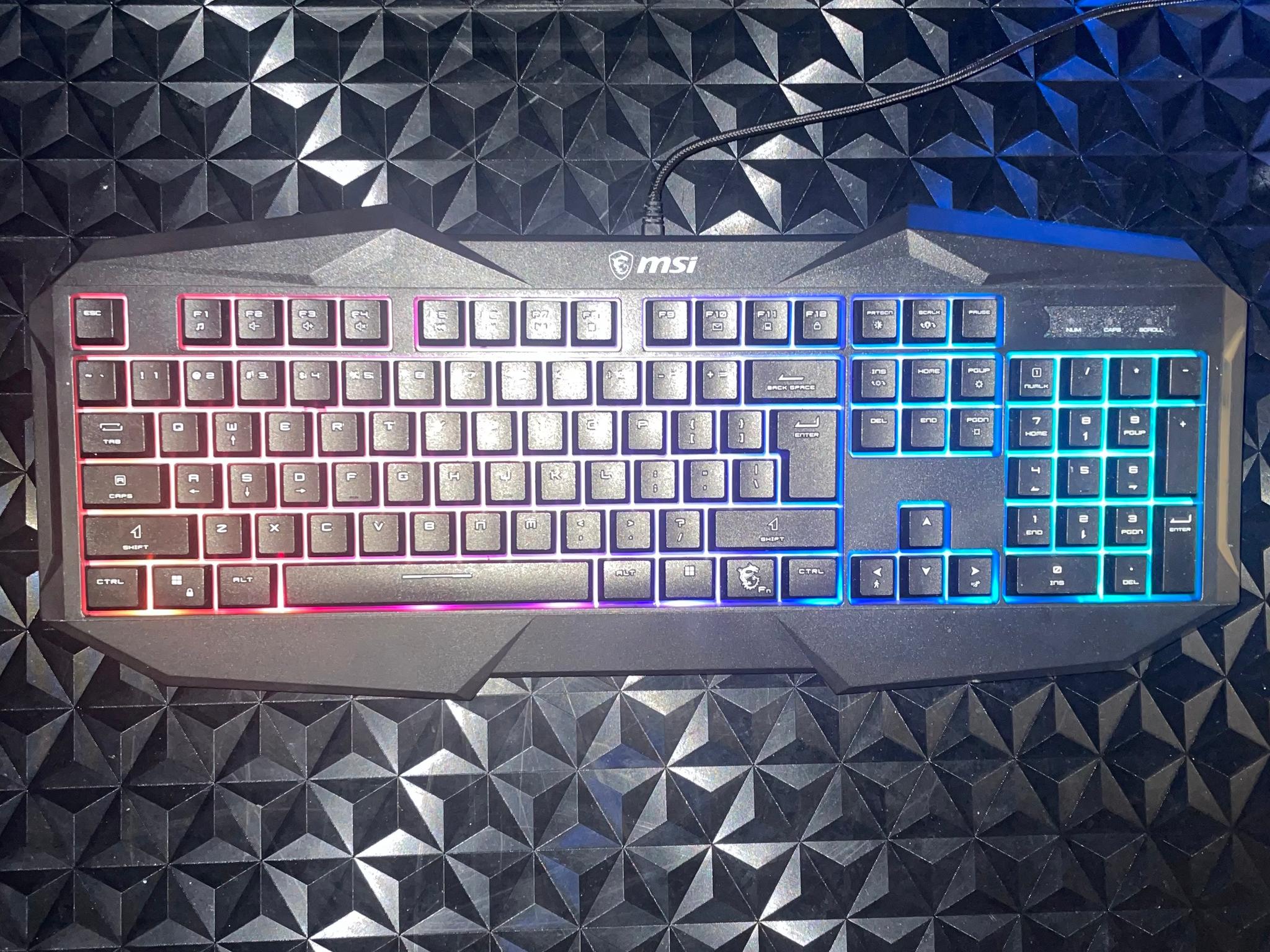 🐉 MSI RGB Keyboard and Mouse 🐁  (included Mousepad!)