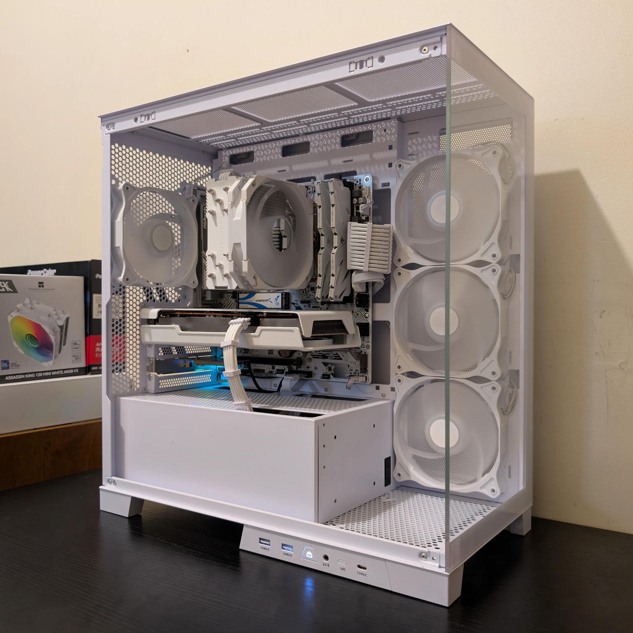 🐻‍❄️ White Gaming PC | RX 6600 | Ryzen 5 3600 | 1TB SSD | 32GB RAM | WiFi 6 & Bluetooth 🐻‍❄️