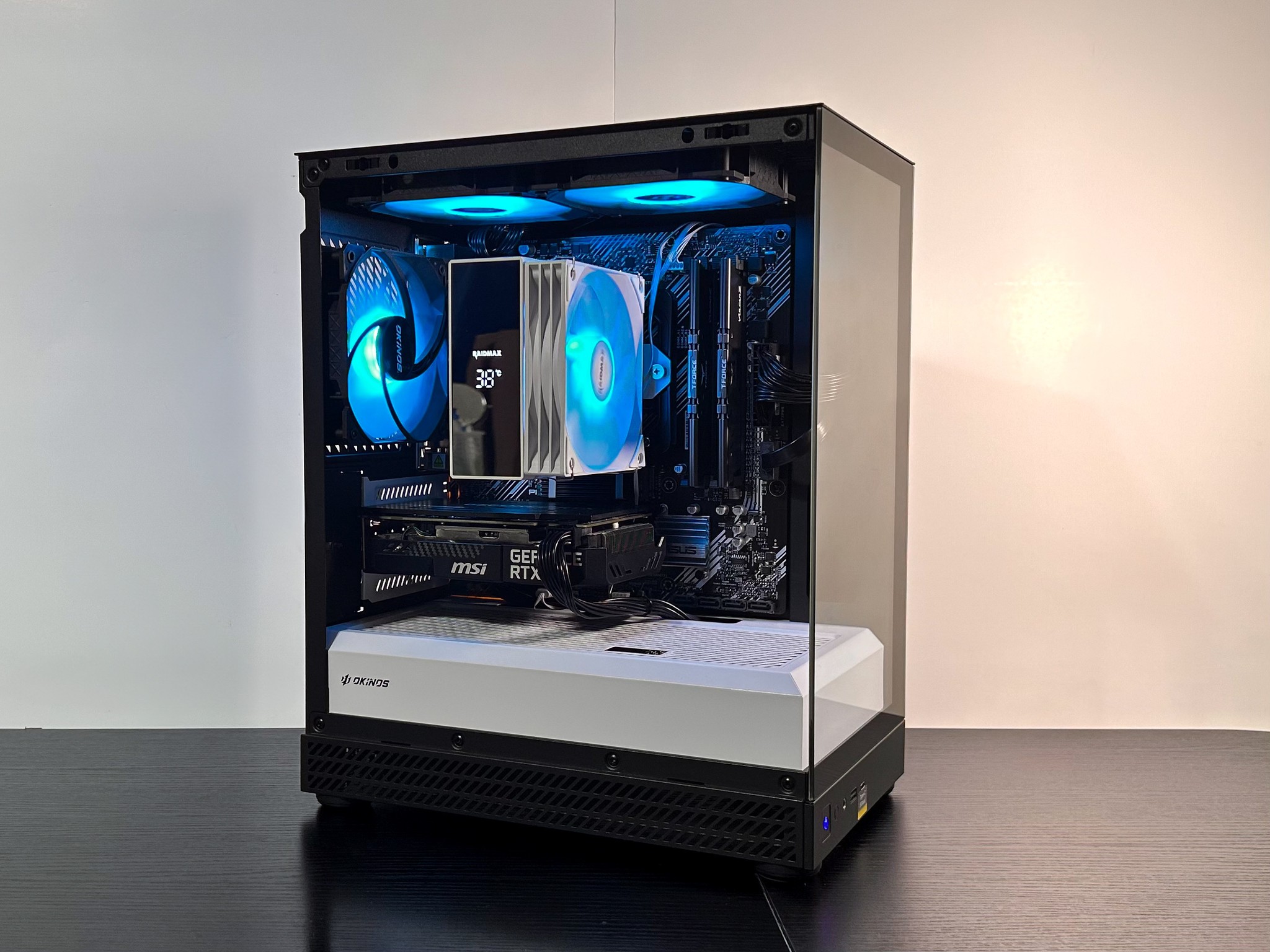 Ryzen 7 5700G + GeForce RTX 3060 12GB | 16GB DDR4 |