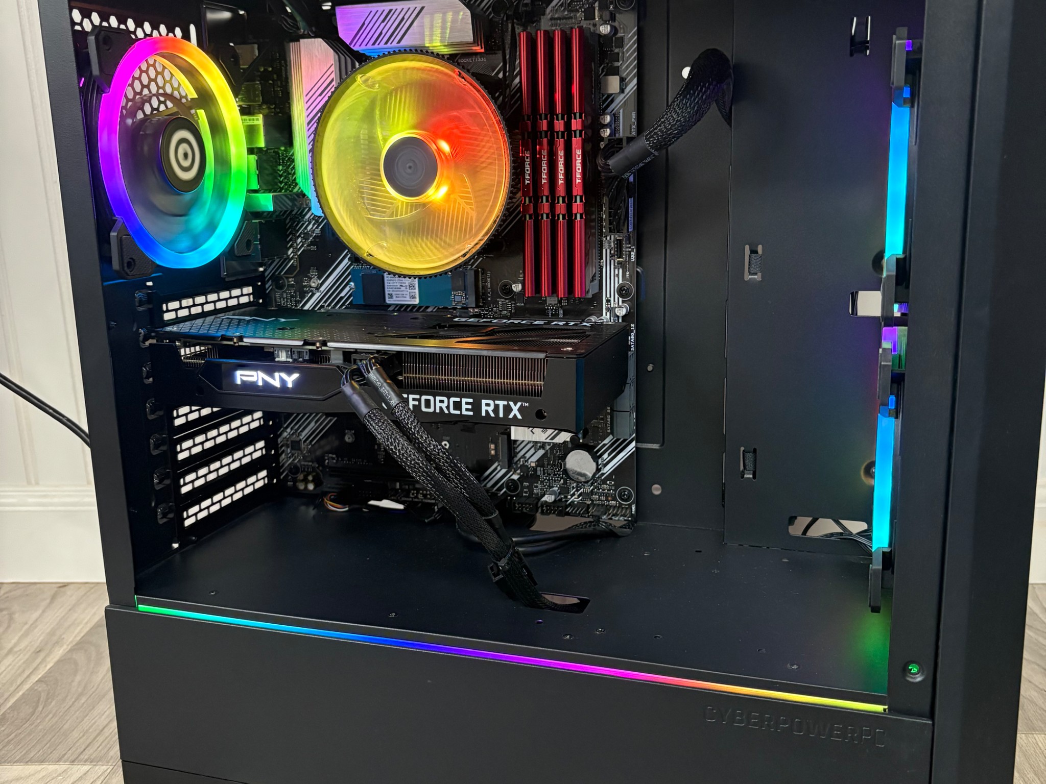 CyberPower Gaming PC 3060 | R5 5500 | 32GB Ram