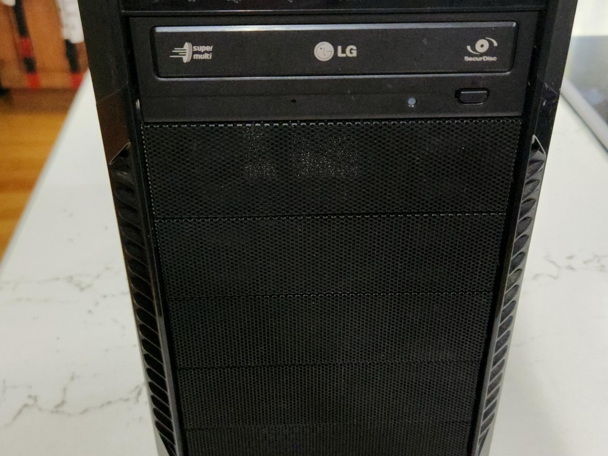Old Antec case w/ extra hd cage RETRO