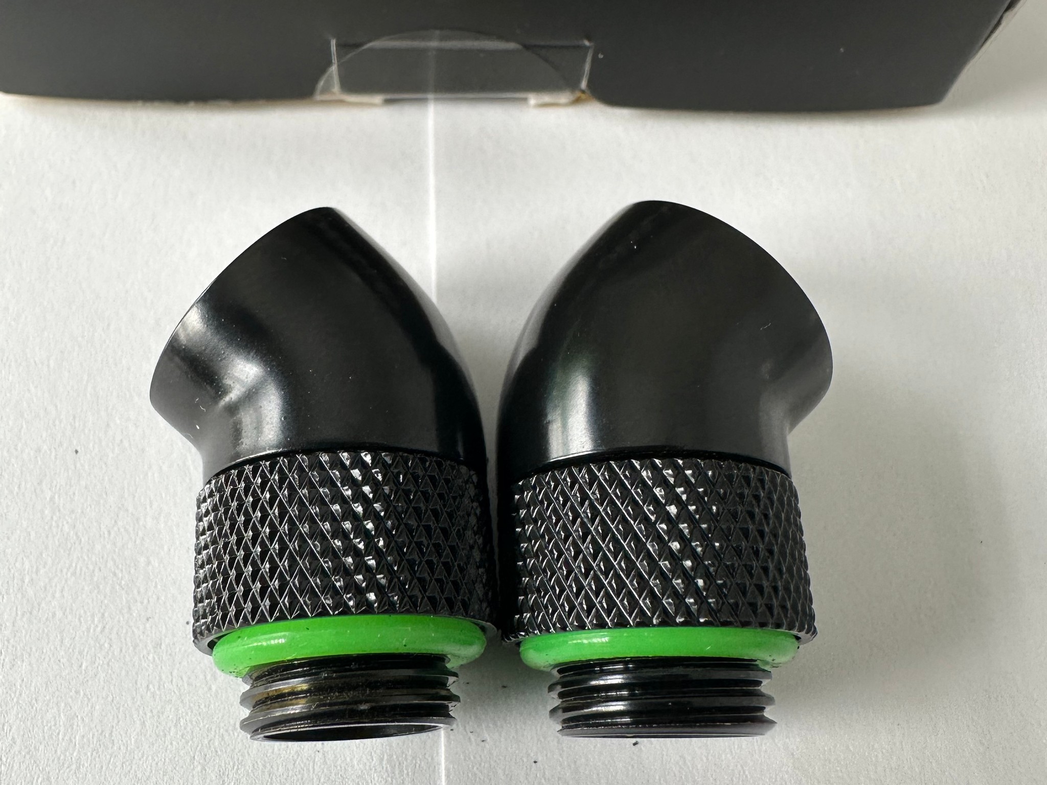Corsair Hydro X Series 45 Degree Rotary Adapter - Black - 2 Pack  ( SHIP TODAY )