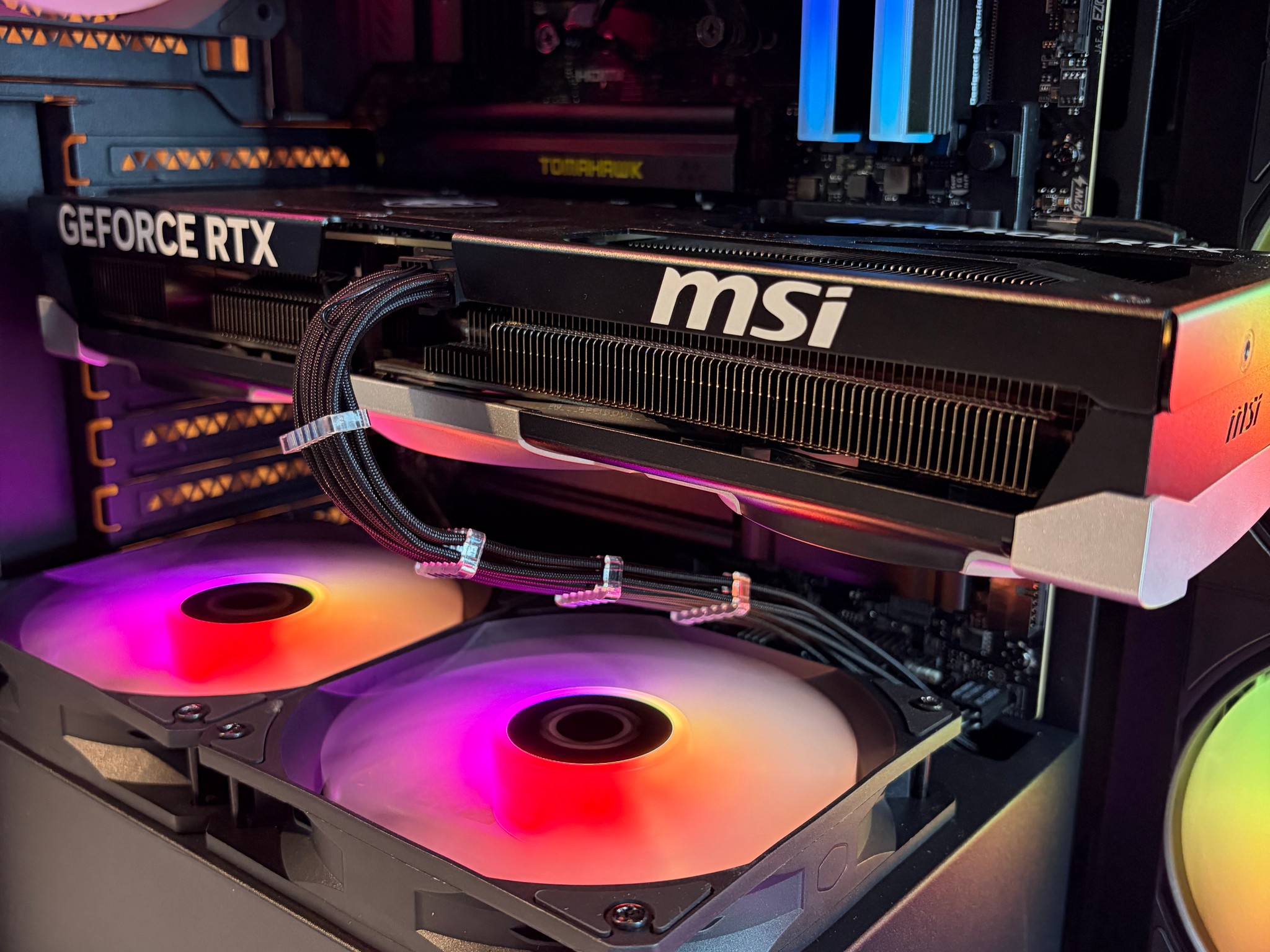 RTX 5080 | RYZEN 7 9800x3d | 48GB DDR5 7200MHZ | 2TB NVME | X870 MOTHERBOARD | 1300W