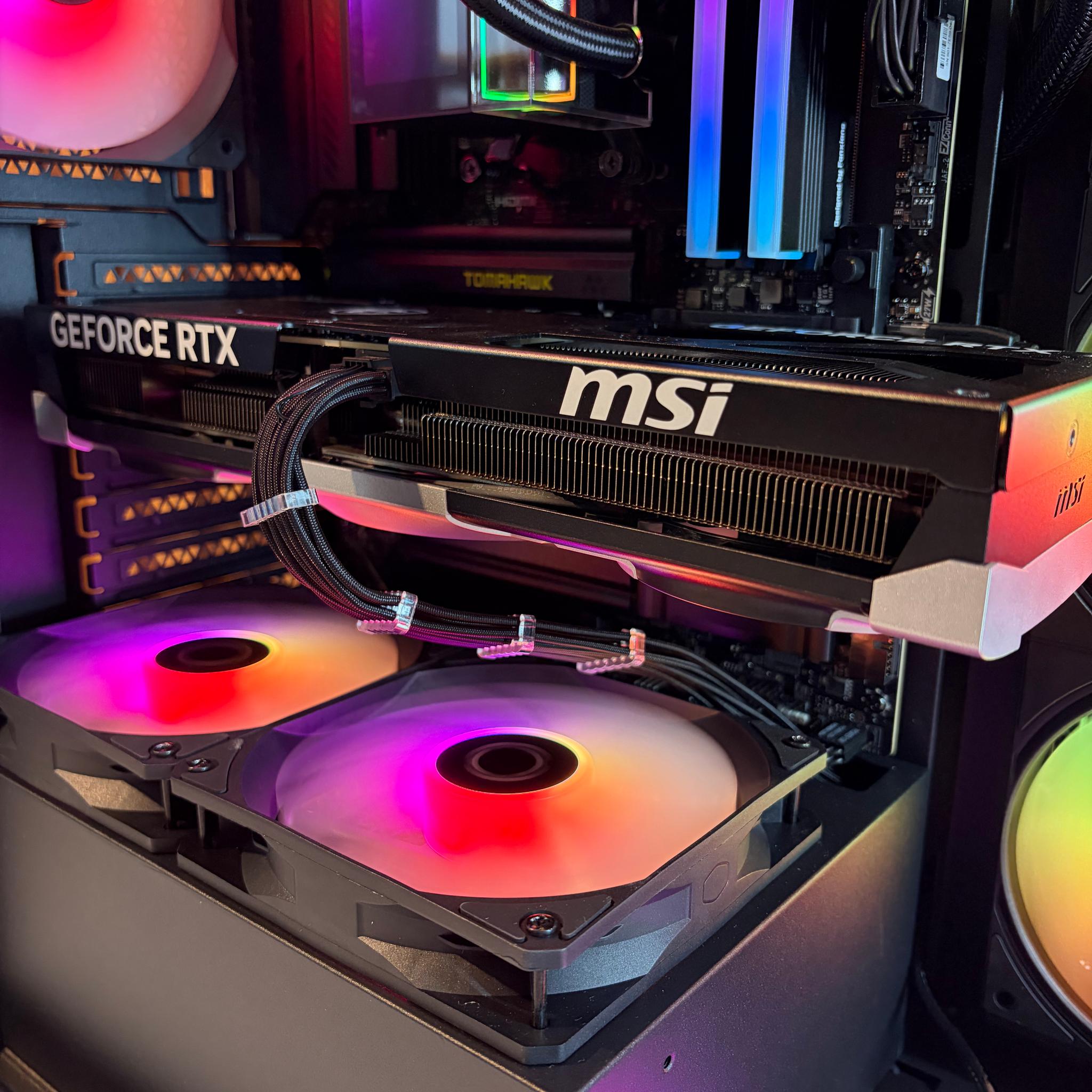 RTX 5080 | RYZEN 7 9800x3d | 48GB DDR5 7200MHZ | 2TB NVME | X870 MOTHERBOARD | 1300W