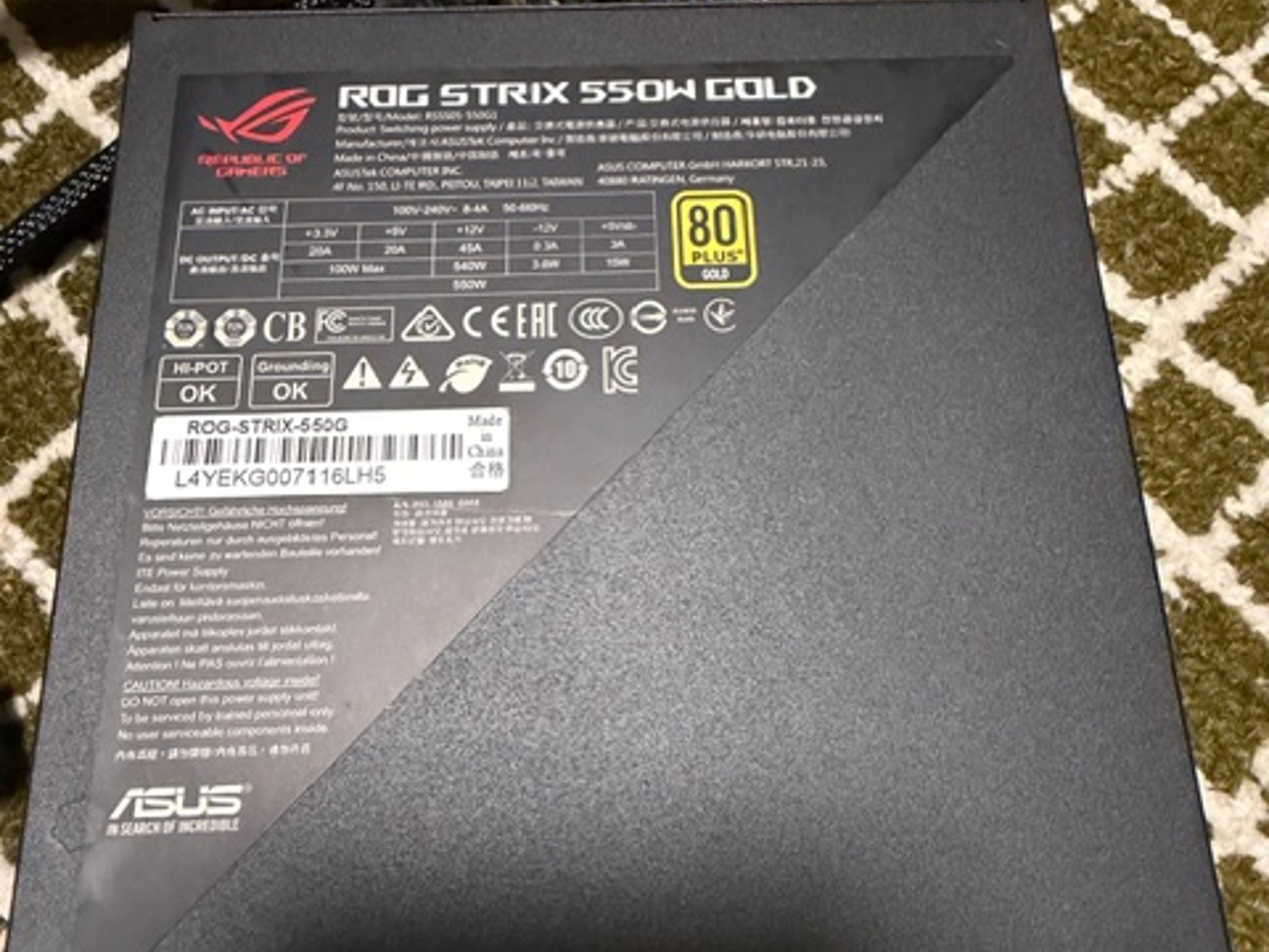 Asus ROG STRIX 550 Watt 80 Plus Gold Fully Modular ATX Power Supply.