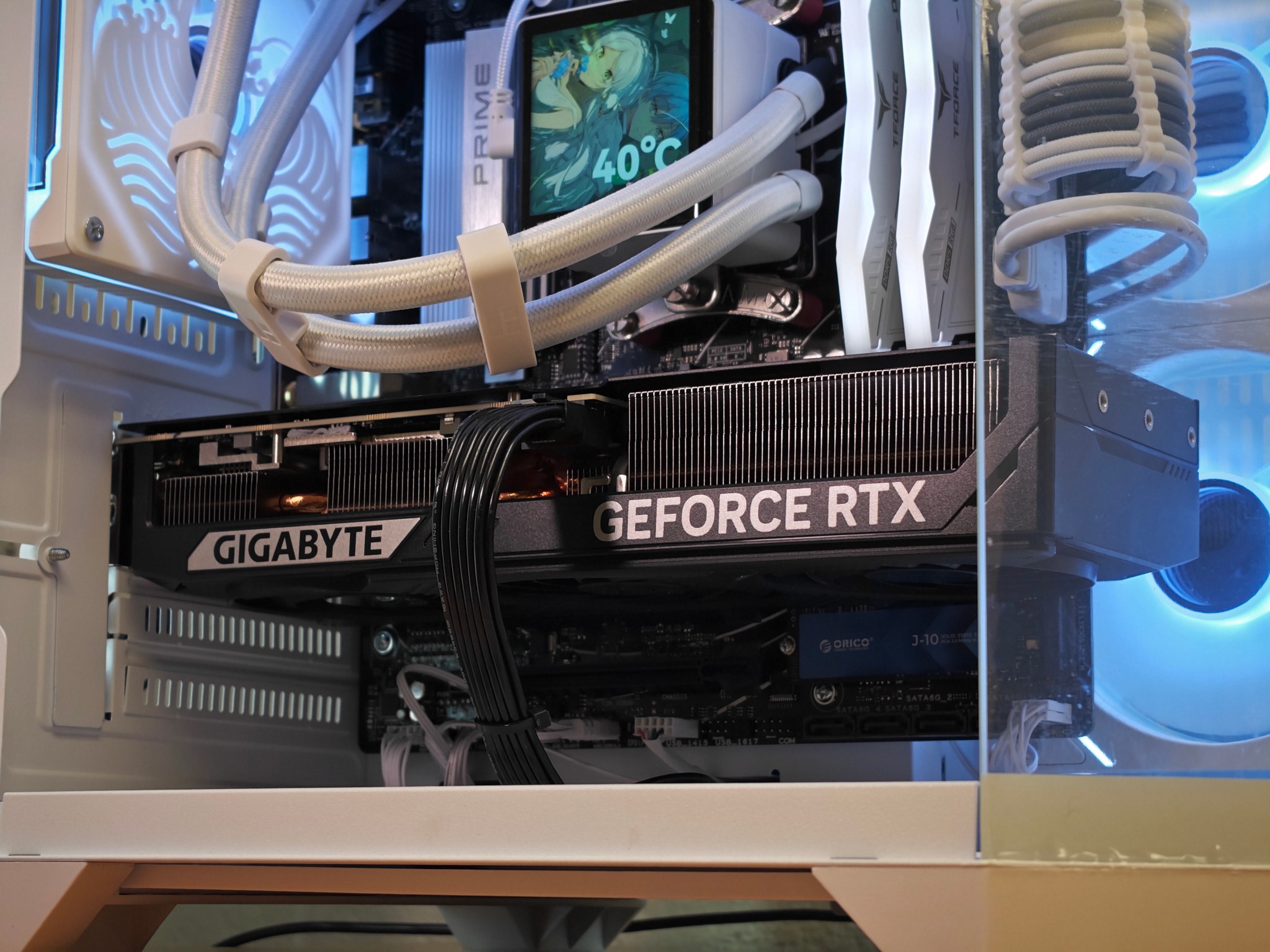 1440P / 4K Gaming PC | 2.88" Customizable LCD, RTX 5070 12GB, Ryzen 7 7700, 32GB DDR5, 1TB NVMe