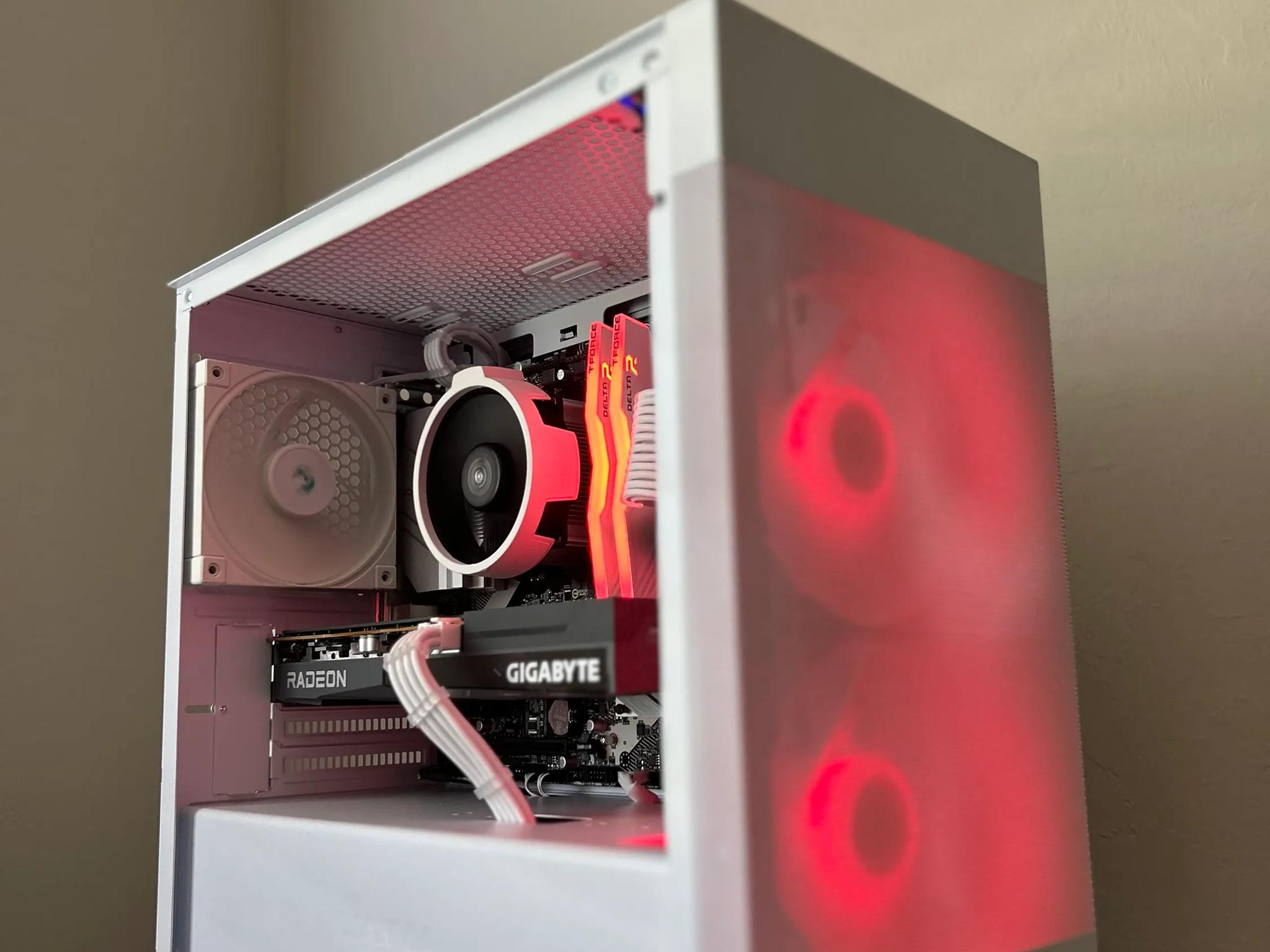Ryzen 5 3600 | RX6600 | 16GB RAM | 500GB Gen 3 NVME