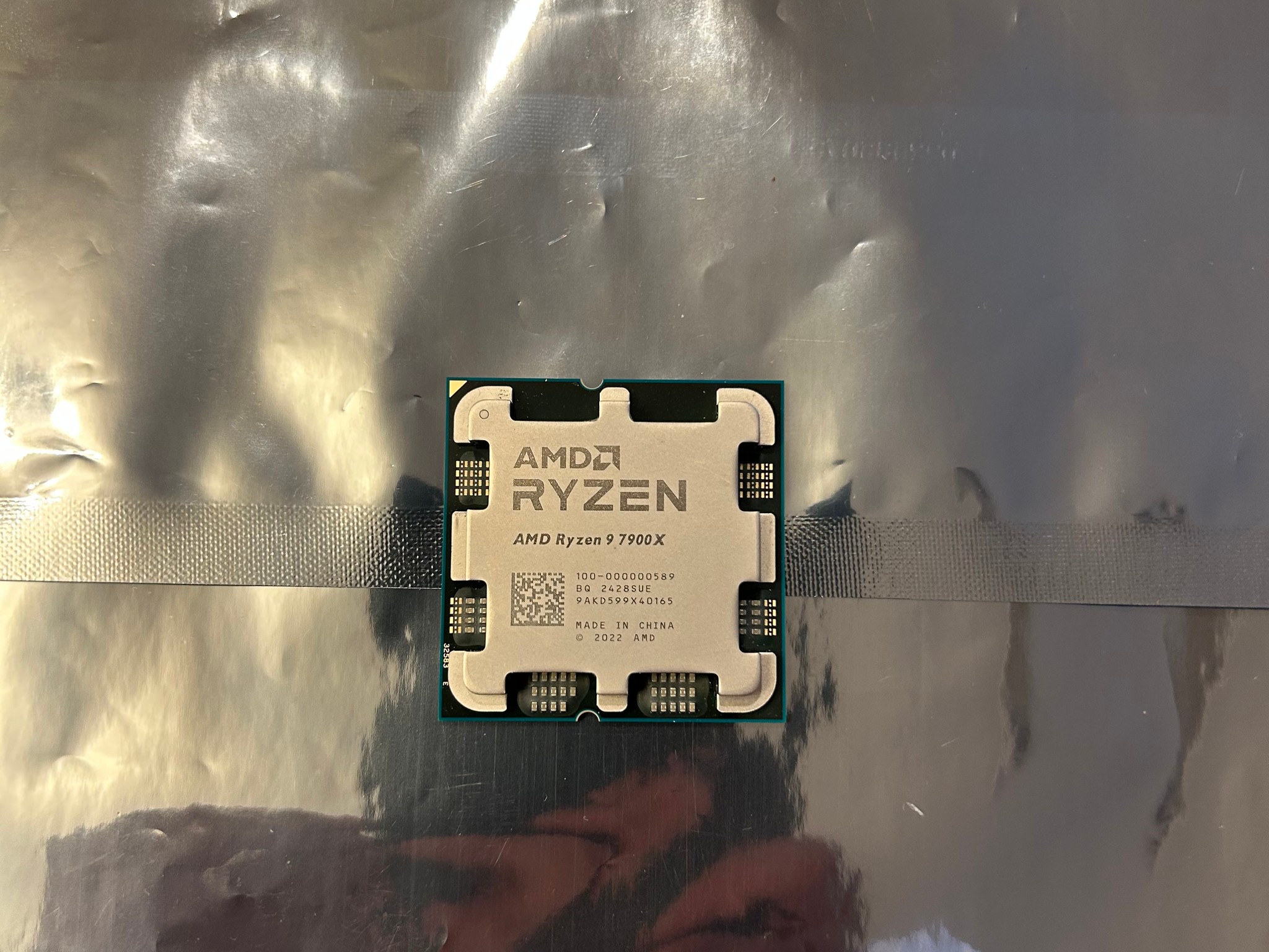 AMD Ryzen 9 7900X