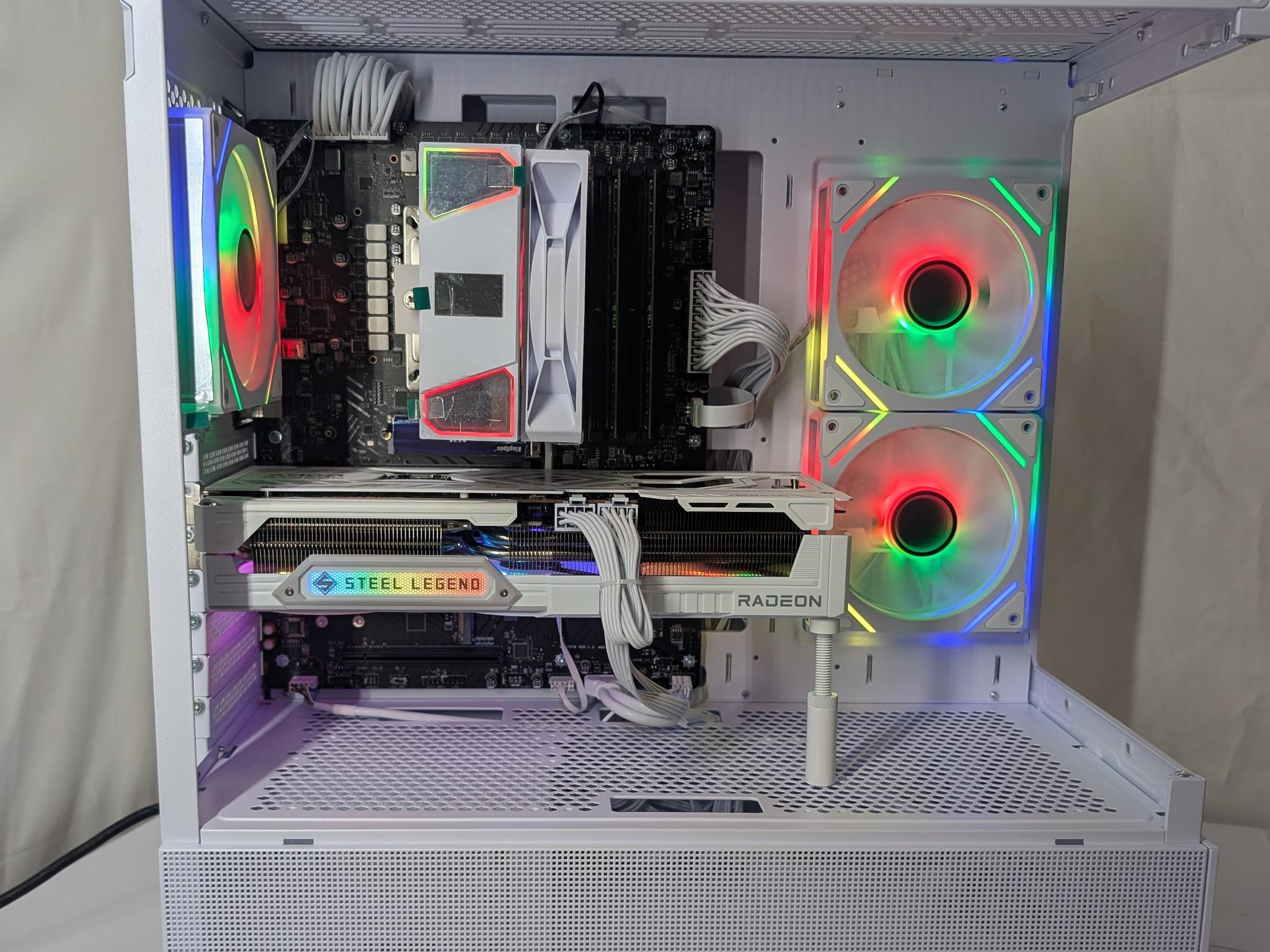 ALL WHITE | 9070XT 16GB | RYZEN 5 7500F | 1000W POWER SUPPLY
