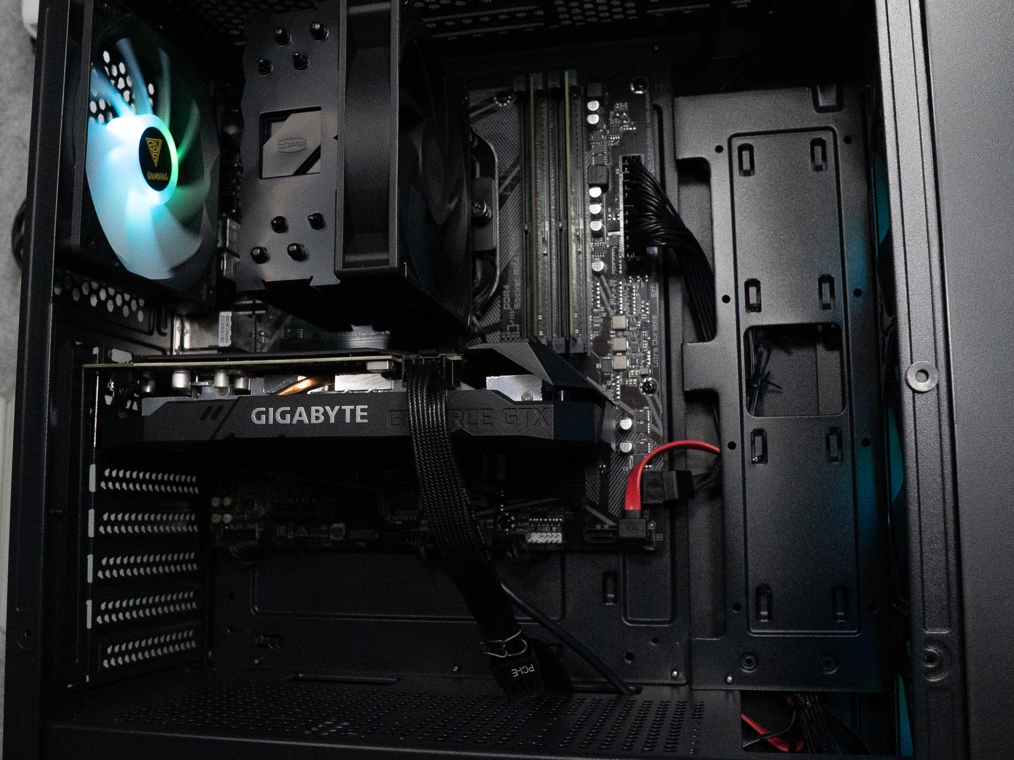 ❄️❄️ BUDGET - FORTNITE Ready GAMING PC | RYZEN 5 2600 | GIGABYTE GTX 1660 | 16GB DDR4 RAM | 1.25TB