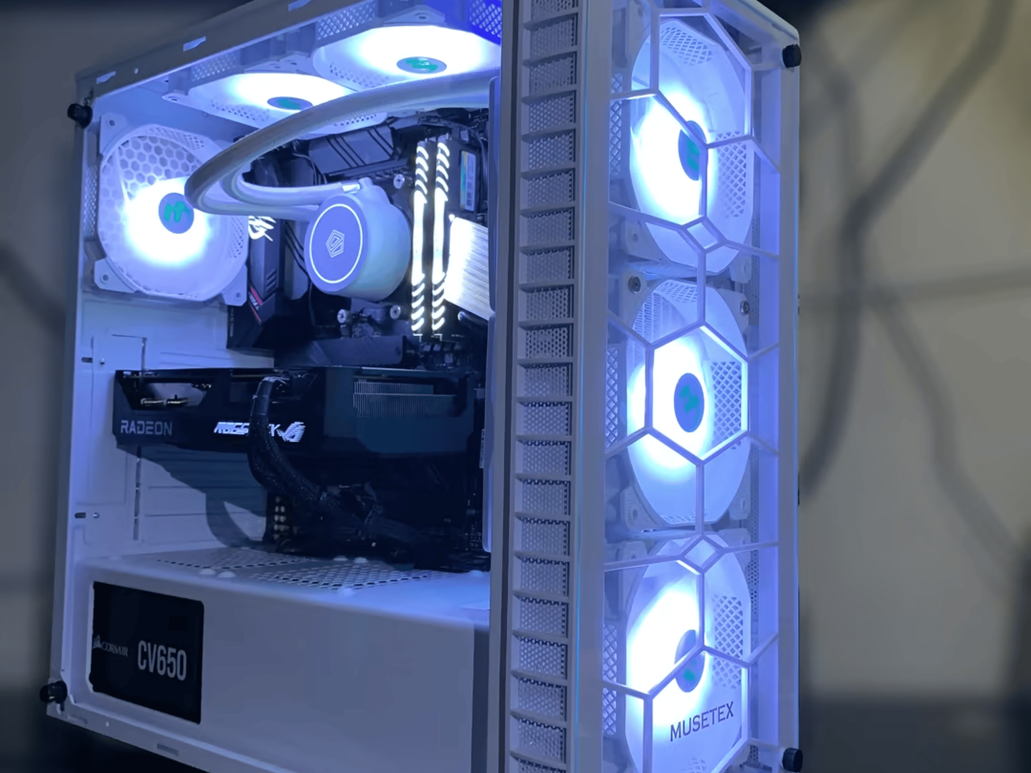 Mid Ranged Gaming Streaming Pc, R7 5800x, RX 6600XT 