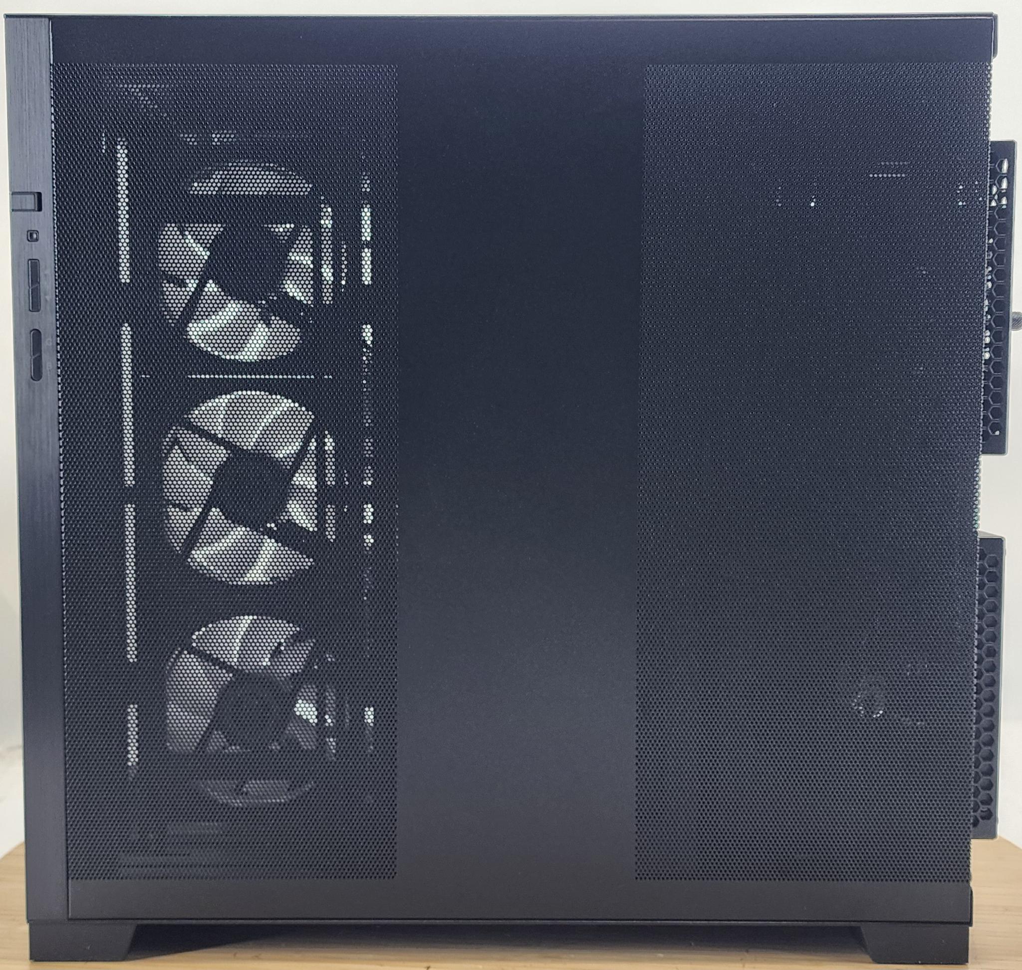 Gaming PC Ryzen 7 9800X3D 32GB RAM 2TB SSD RTX 4080 16GB Windows 11 Computer