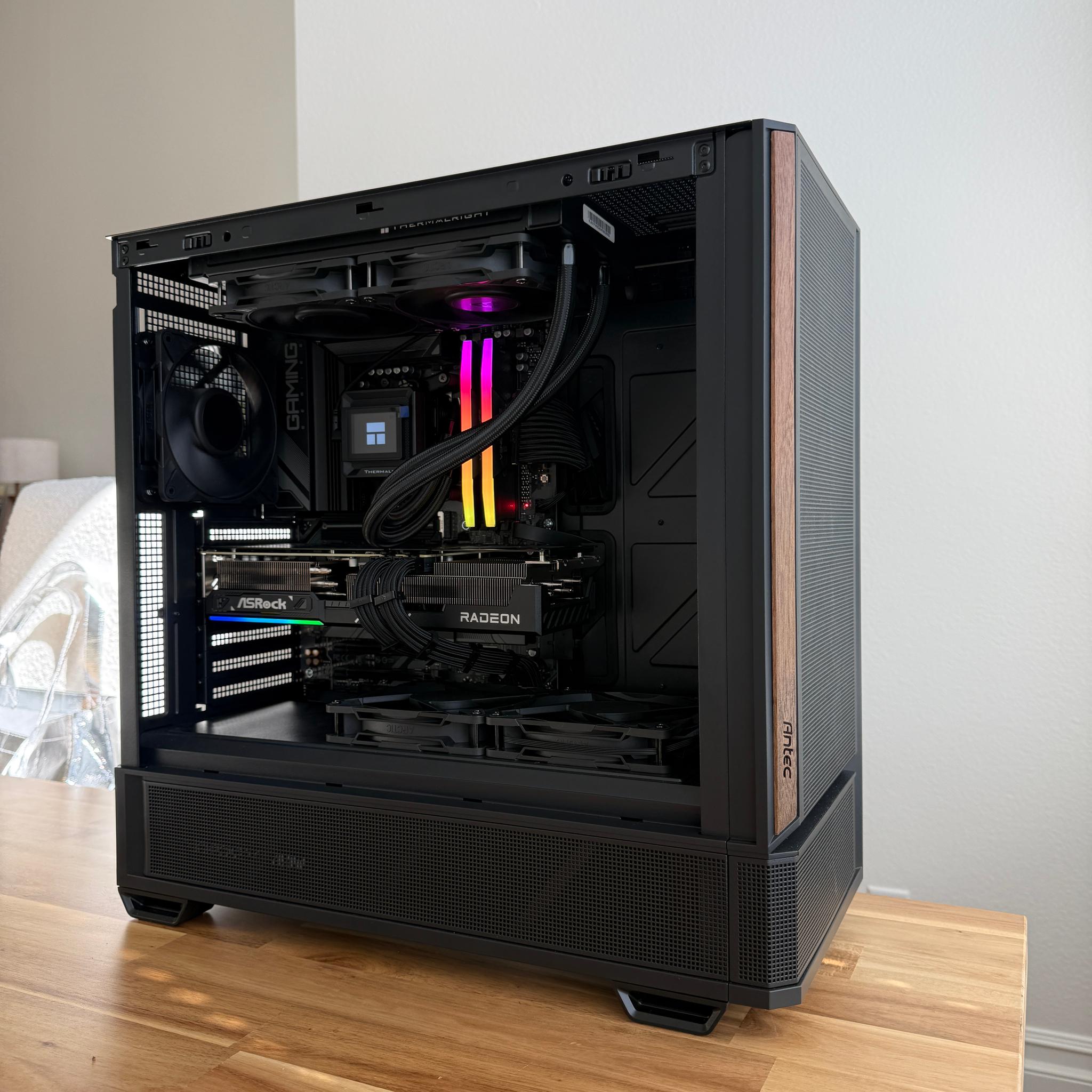 STEALTH 🥷 | 9070 XT | 7700x | 32gb DDR5 | 1tb m.2 | Gaming PC