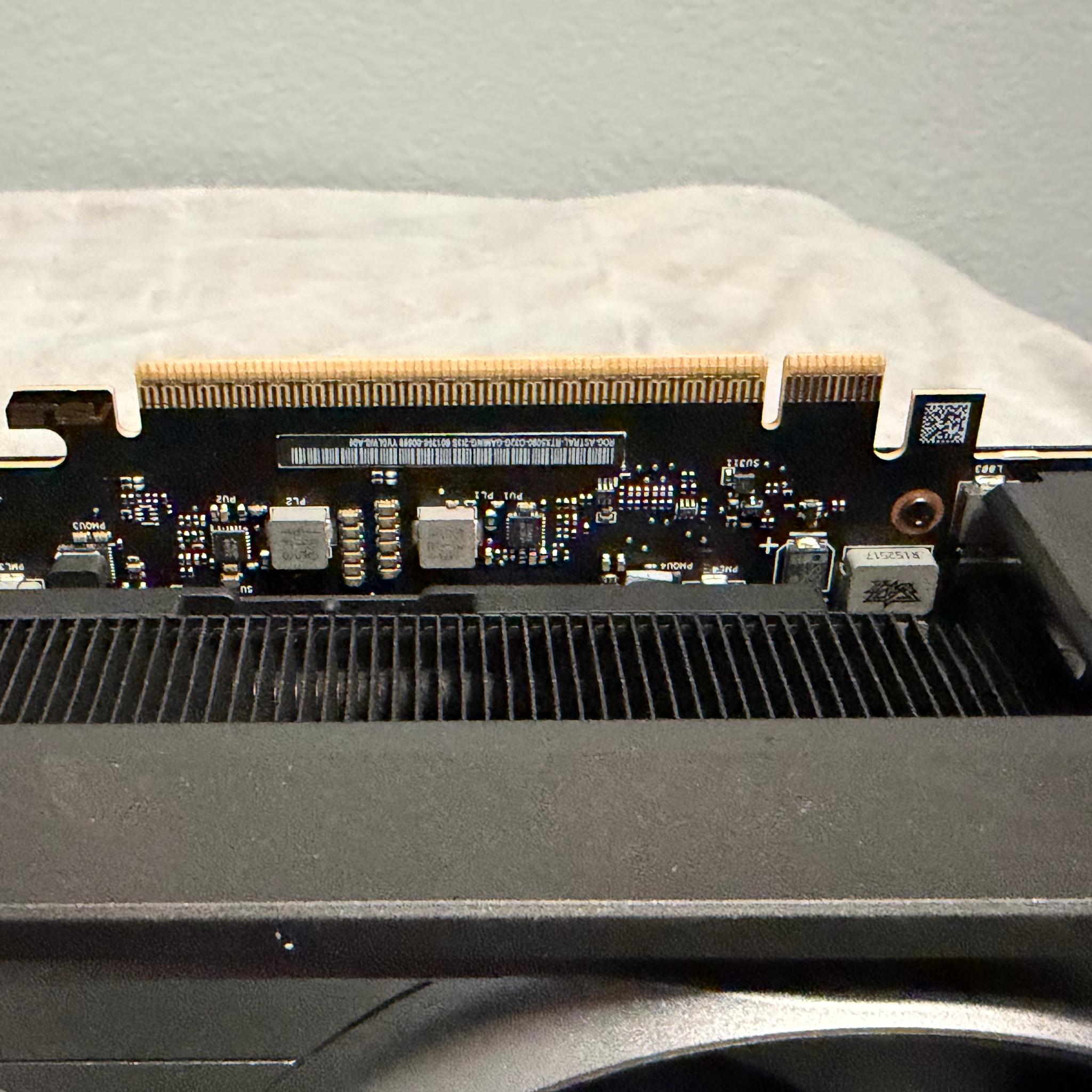 ASUS ROG Astral GeForce RTX 5090 32GB GDDR7 OC Edition