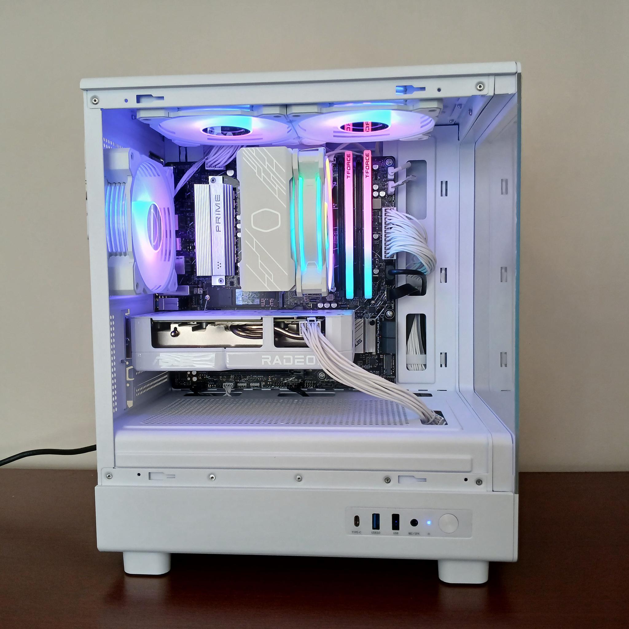 Snow White 1440P | RX 9060XT 16GB | Ryzen 5 7600X | 16GB RAM