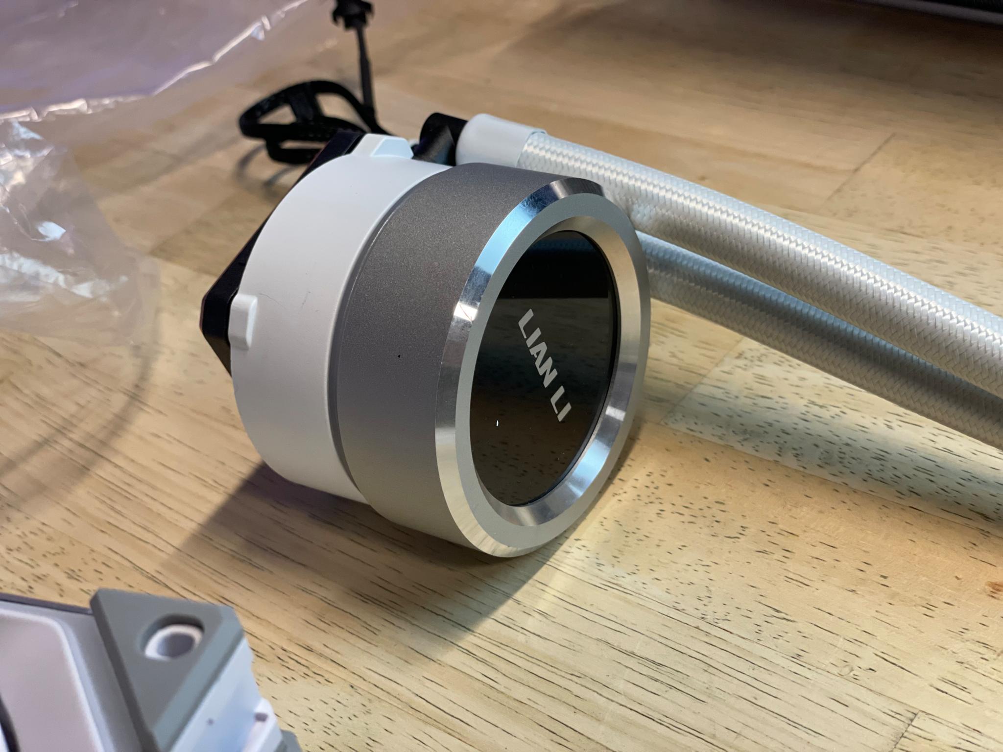 Lian Li Galahad 360 UNI FAN SL Edition AIO
