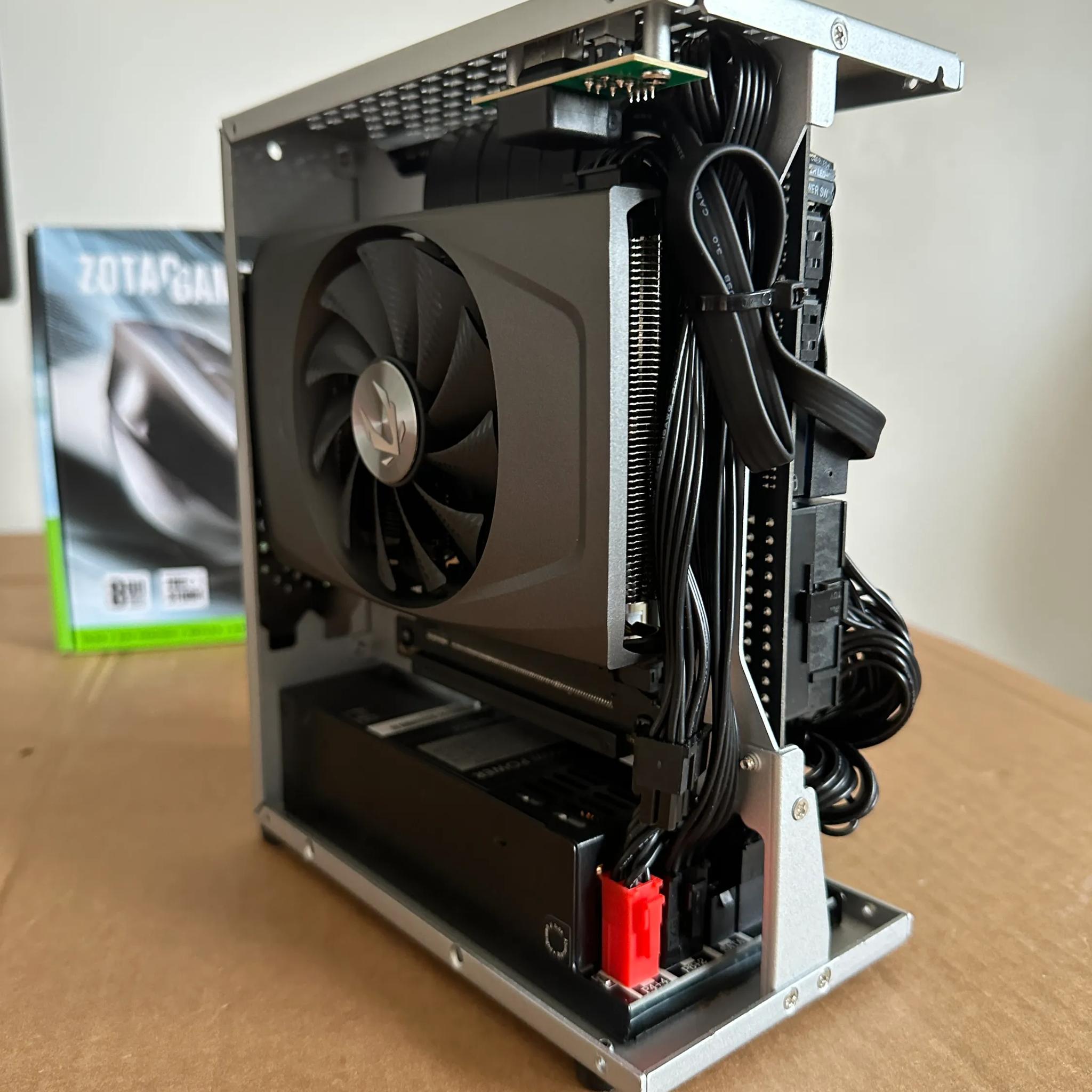 MINI GAMING PC - AMD Ryzen 5 5600X 6-Core + NVIDIA RTX 4060 8GB + 2TB NVME SSD + 32GB DDR4 RAM