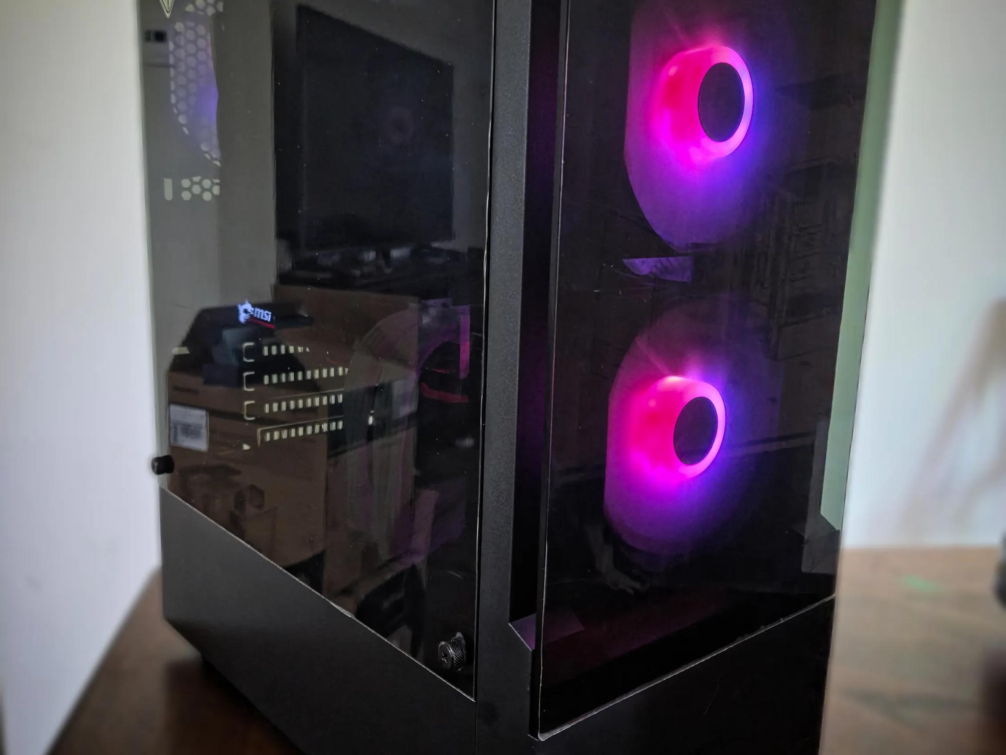 Starter PC! Intel i3 10100f - MSI 1080 Ti