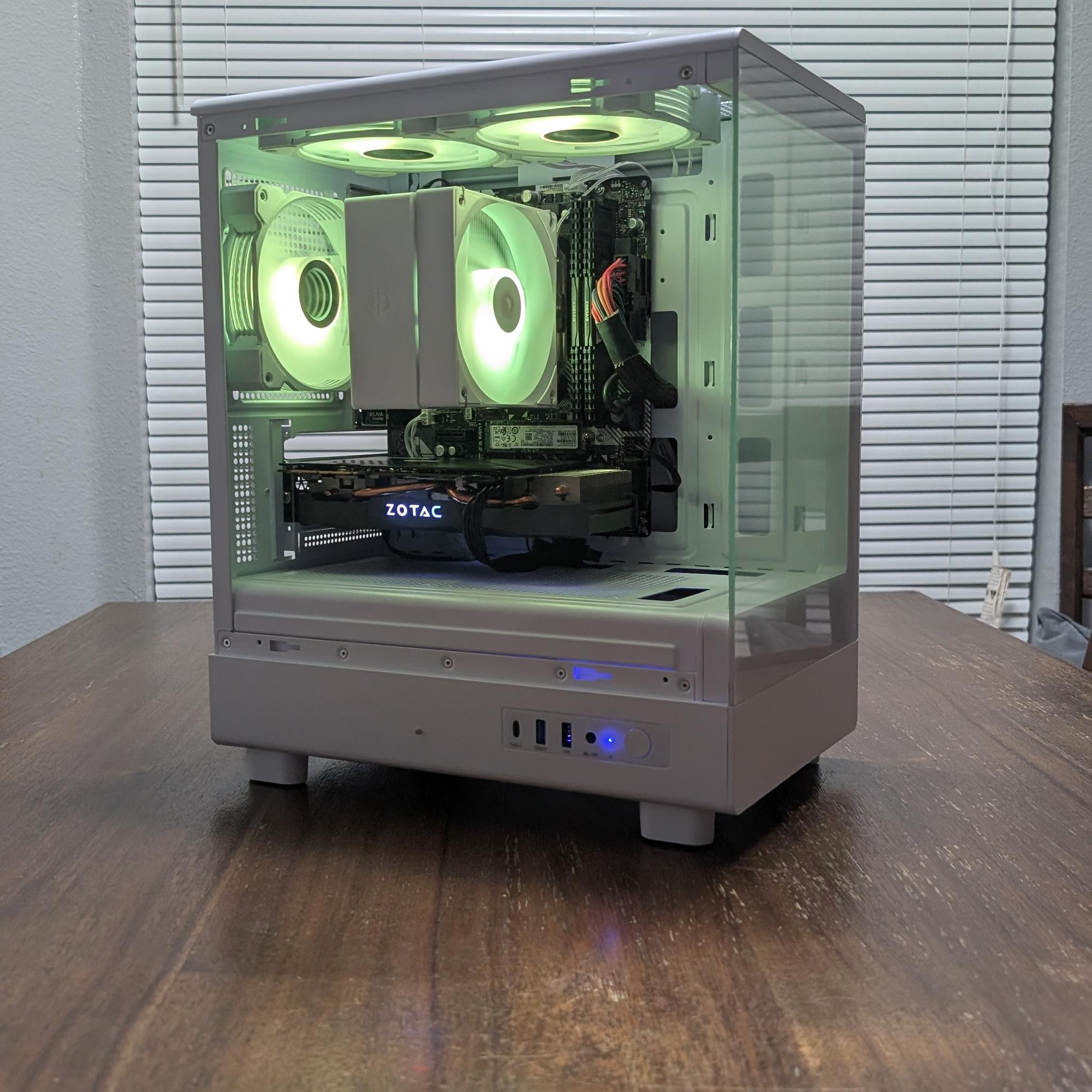 White GTX 1080 E-Sports Gaming PC