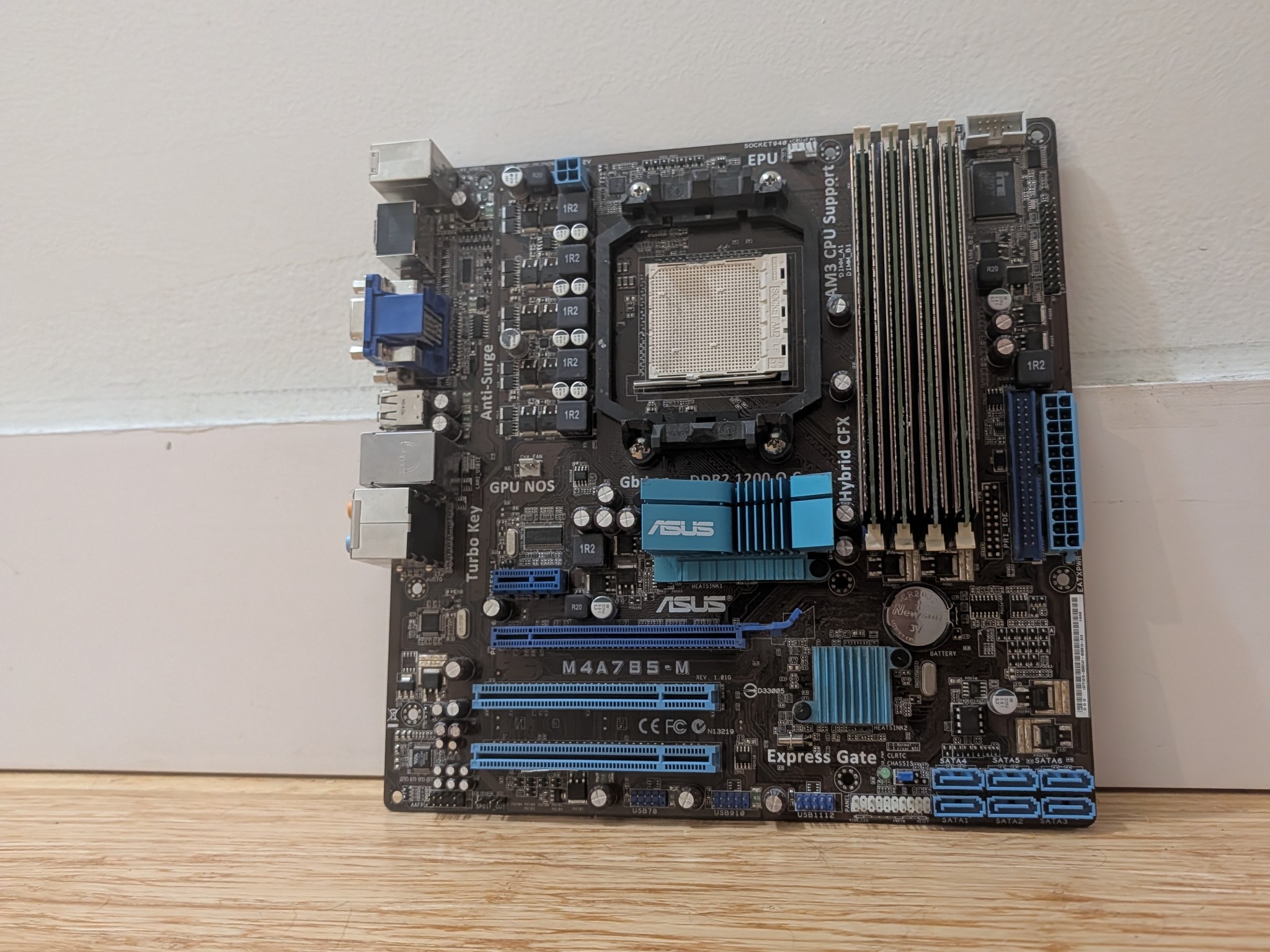 AMD AM3 Motherboard and 8GB DDR2 ZRAM