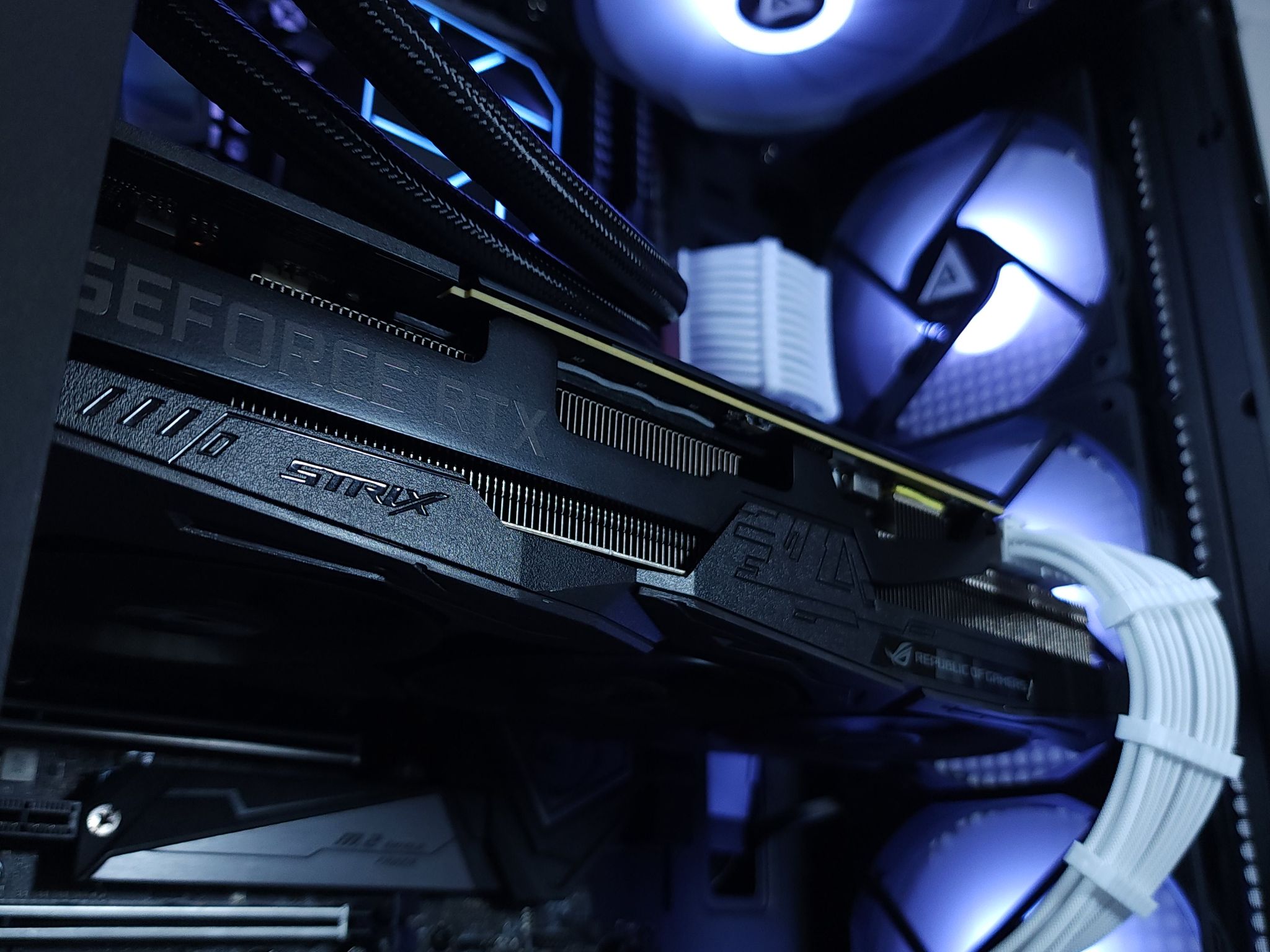 🤍RTX 2080Ti●Core i9 9900K●1440p Gaming Computer