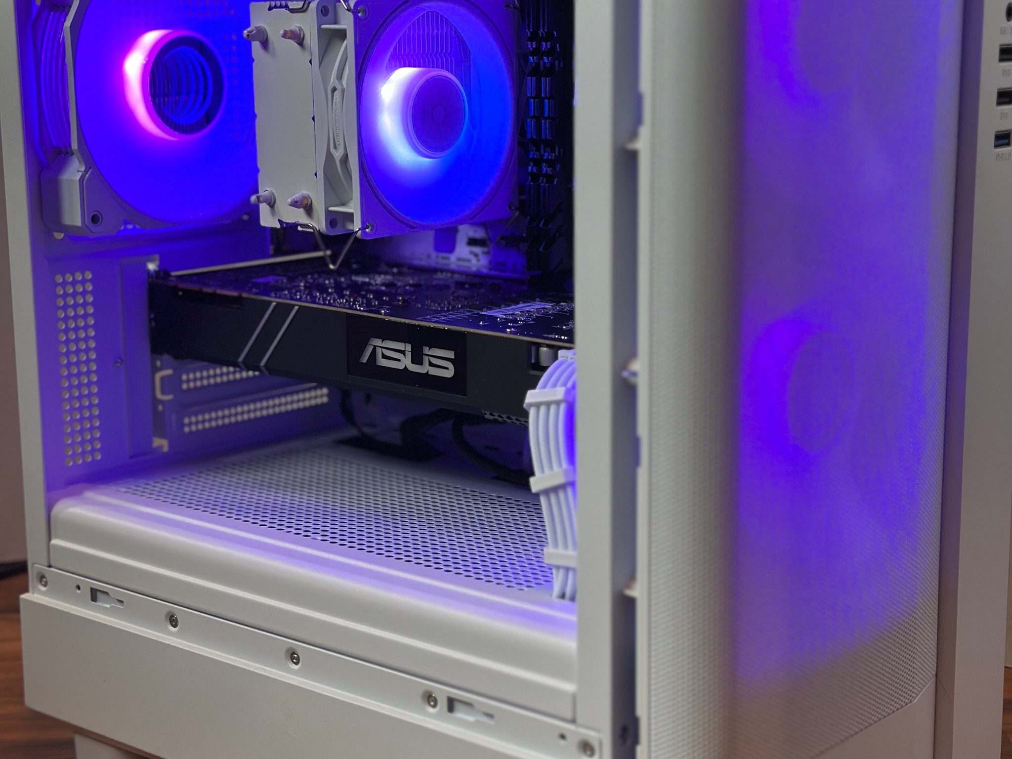 GTX 1080 | Ryzen 5 3500x | 16GB DDR4 | 1.26TB | Win 11 | Office 2024 | FREE SHIP | 1080p Gaming PC