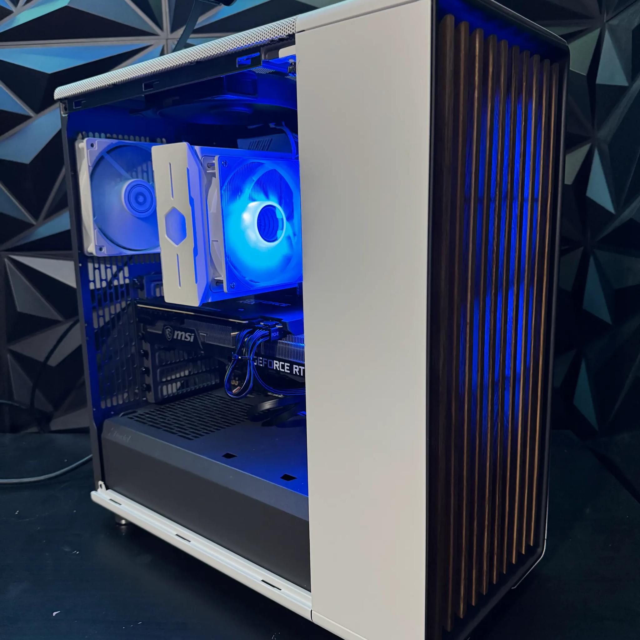 🌲🪵 Northern Oak 🌲🪵 Ryzen 7 5700X| RTX 3070 |32 GB DDR4 3200MHz| 1.25 TB NVMe
