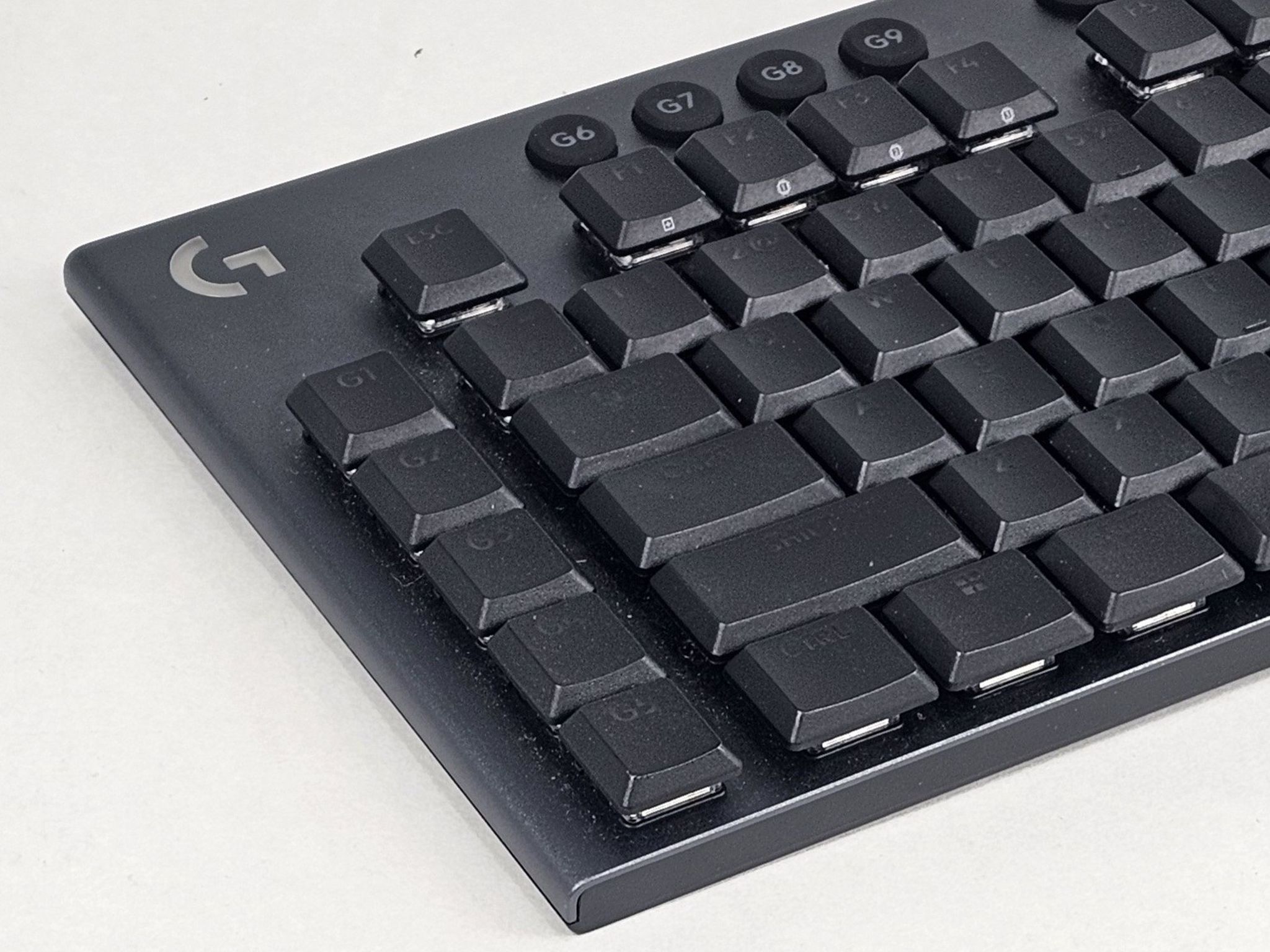 Logitech G915 X TACTILE Mechanical Gaming Keyboard - Black Wired