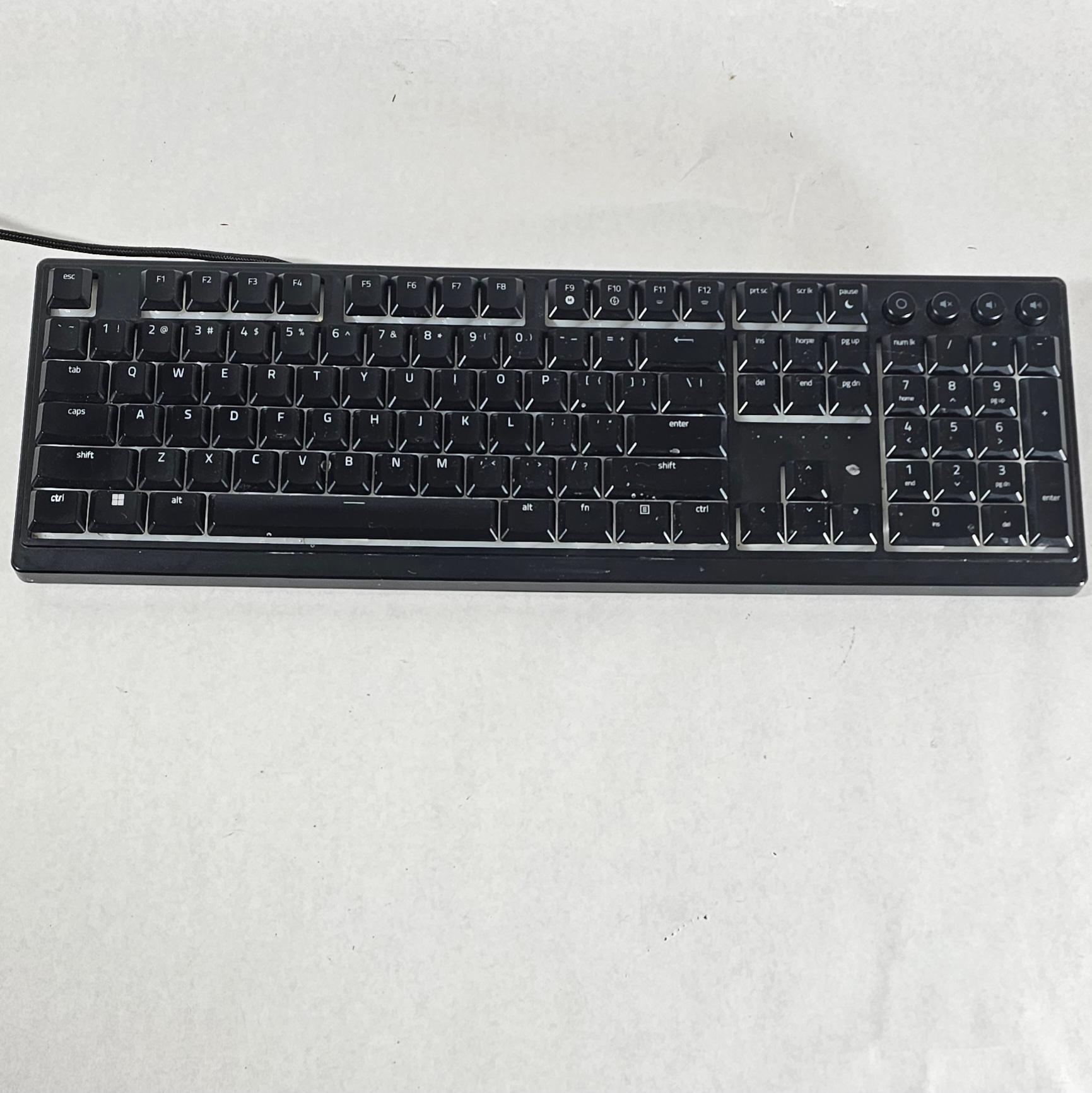 Razer Ornata V3 Gaming Keyboard - Black Wired