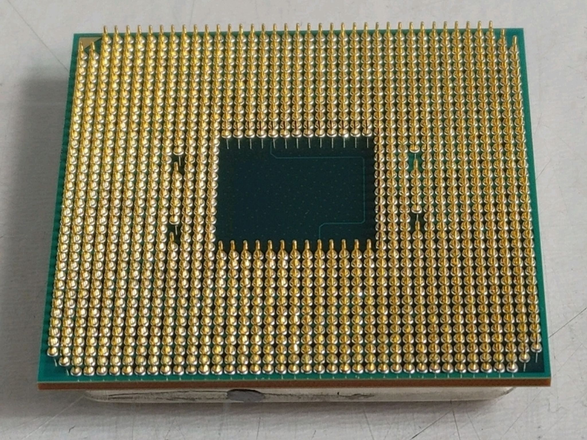 AMD Ryzen 3 3200GE Quad-Core 3.3 GHz Socket AM4 35W Processor! $35 OBO!