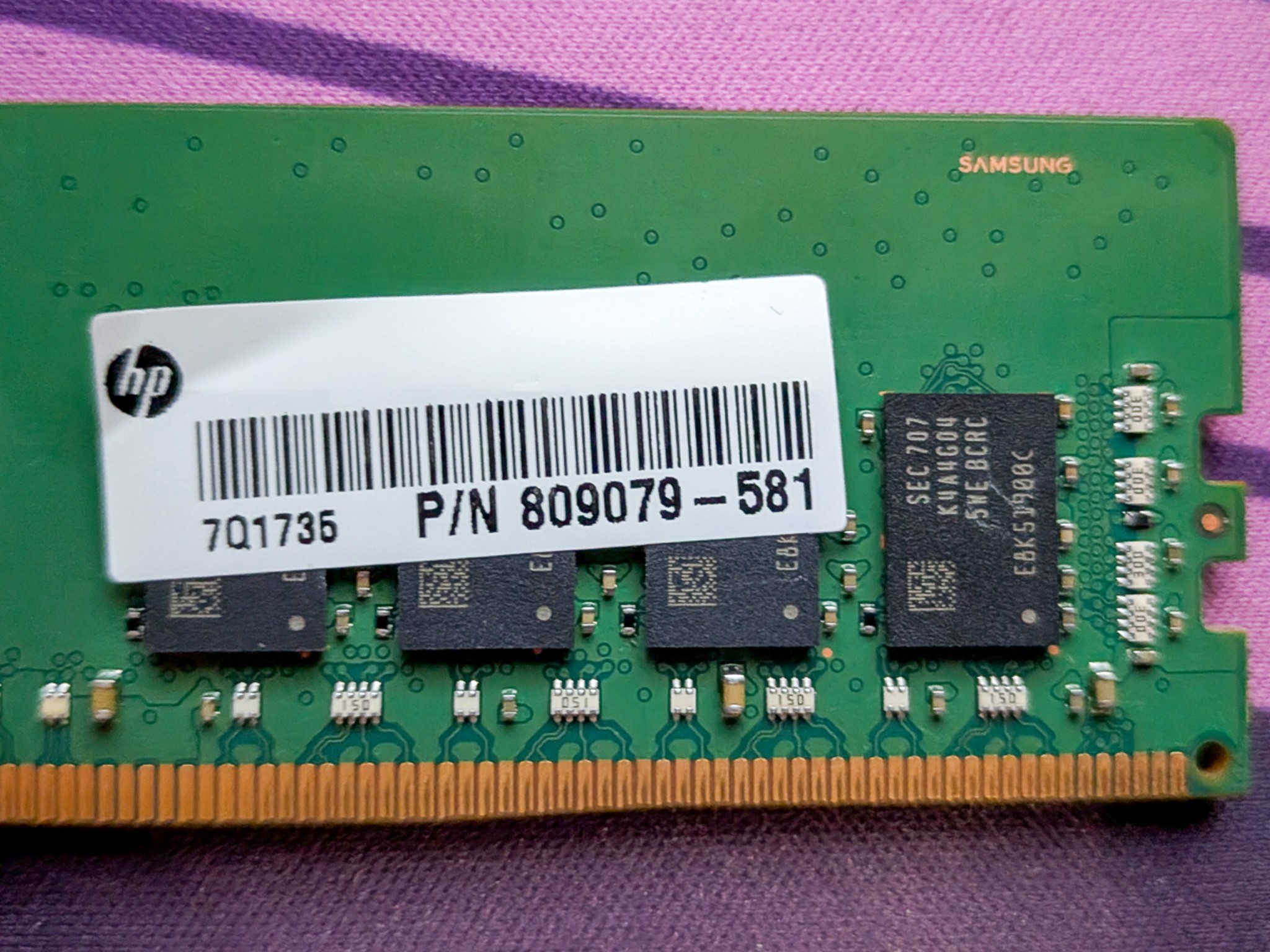 HP Samsung 16GB ECC DDR4 PC4-2400T 2x8GB M393A1G40EB Server Memory