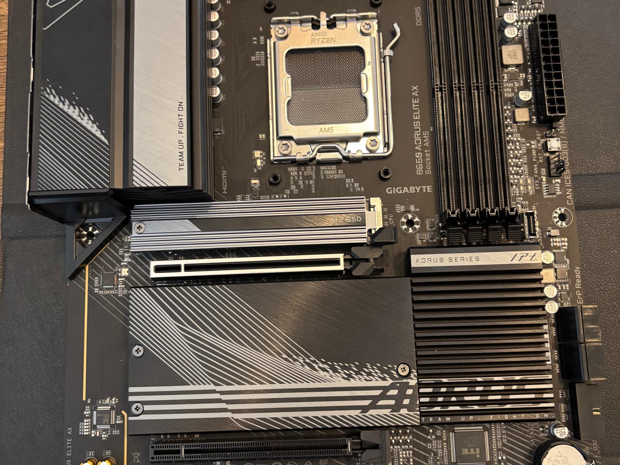 GIGABYTE B650 AORUS ELITE AX - Image 5