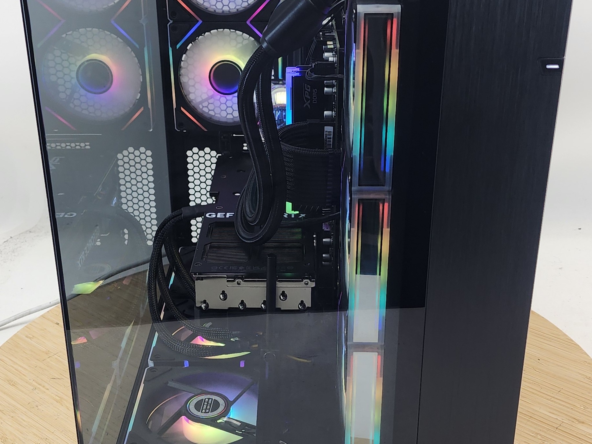 Gaming PC Ryzen 7 9700X 32GB RAM 1TB SSD RTX 4070 Ti SUPER 16GB Windows 11 Computer