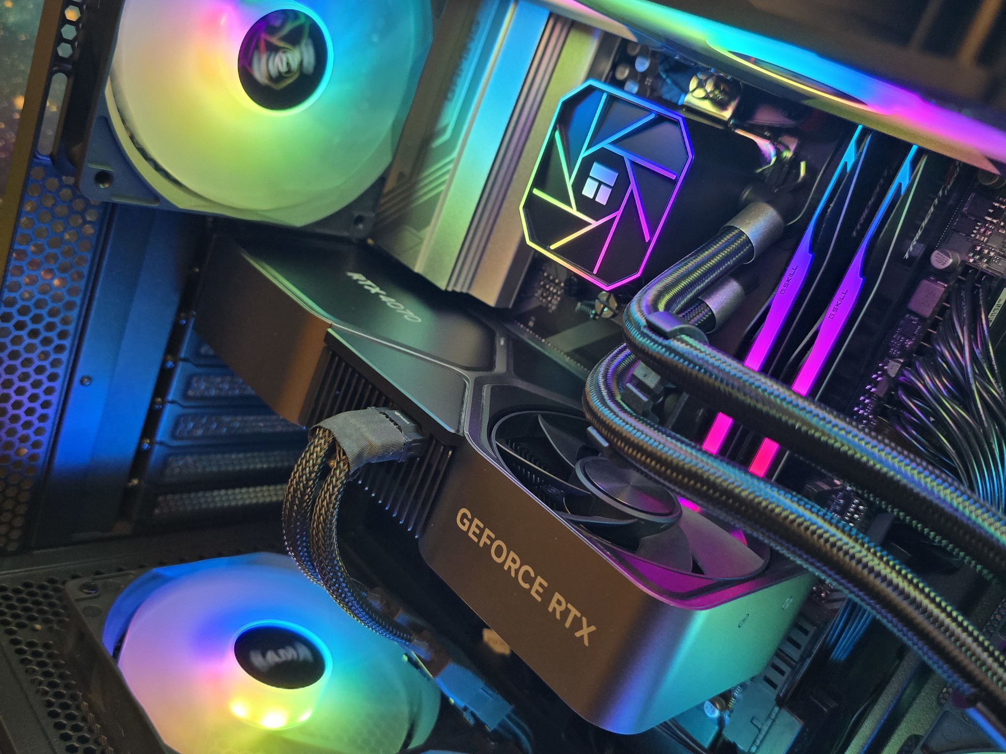🚀 1440P CUSTOM AM5 PC | RTX 4070 FE | RYZEN 5 7600X | 32GB RAM | 1TB SSD 🚀
