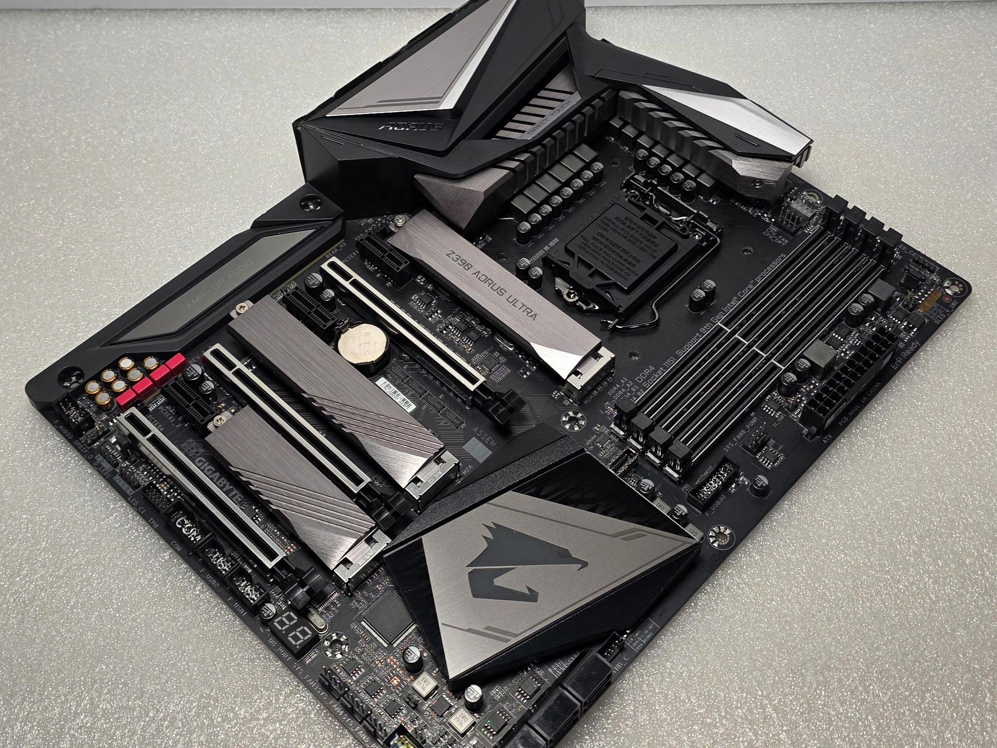 GIGABYTE Z390 AORUS ULTRA - Image 2