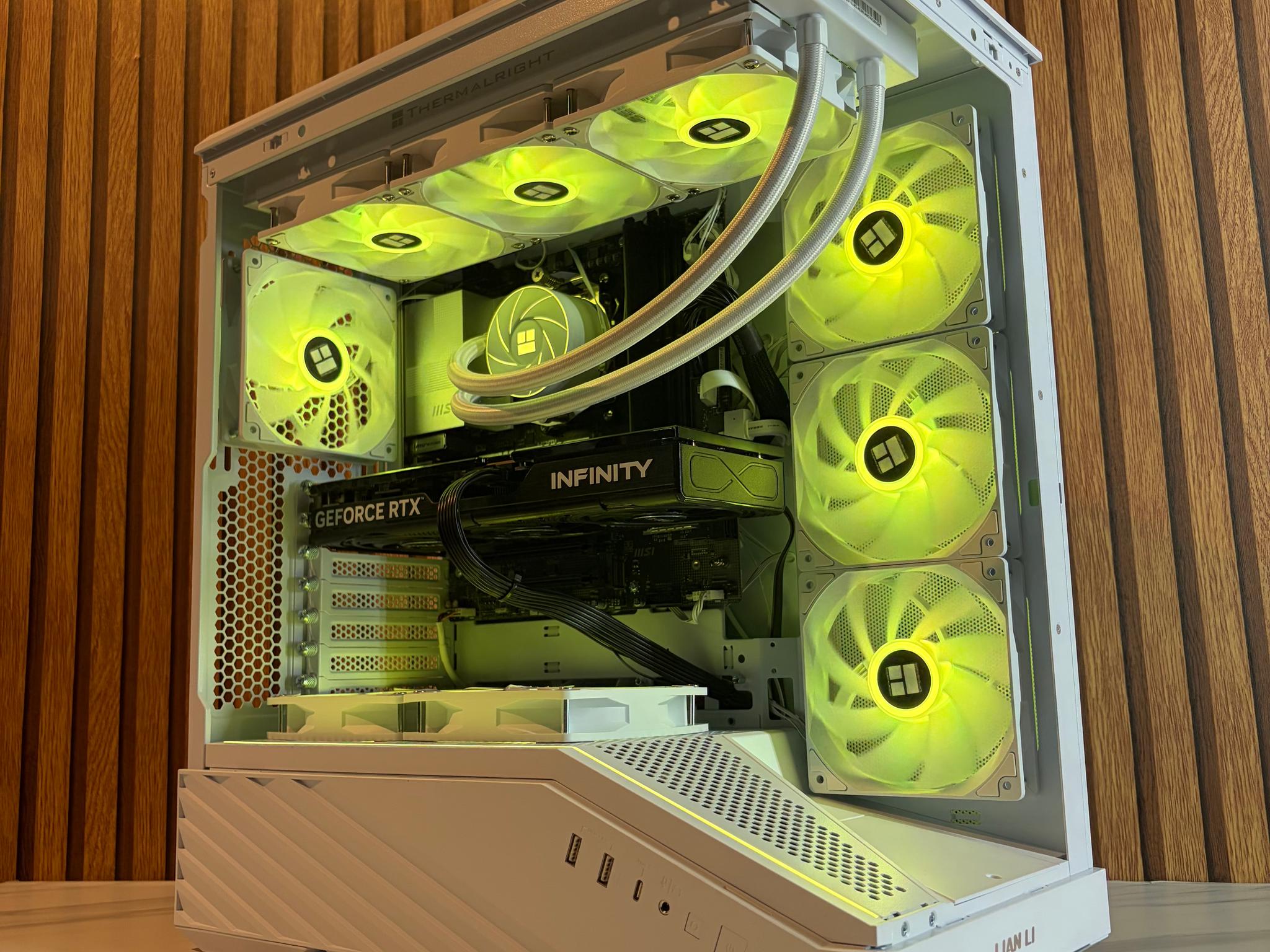 RTX 5070 | RYZEN 7 7800X3D | 16GB DDR5 | 750W PSU | 1TB SSD| 360MM AIO