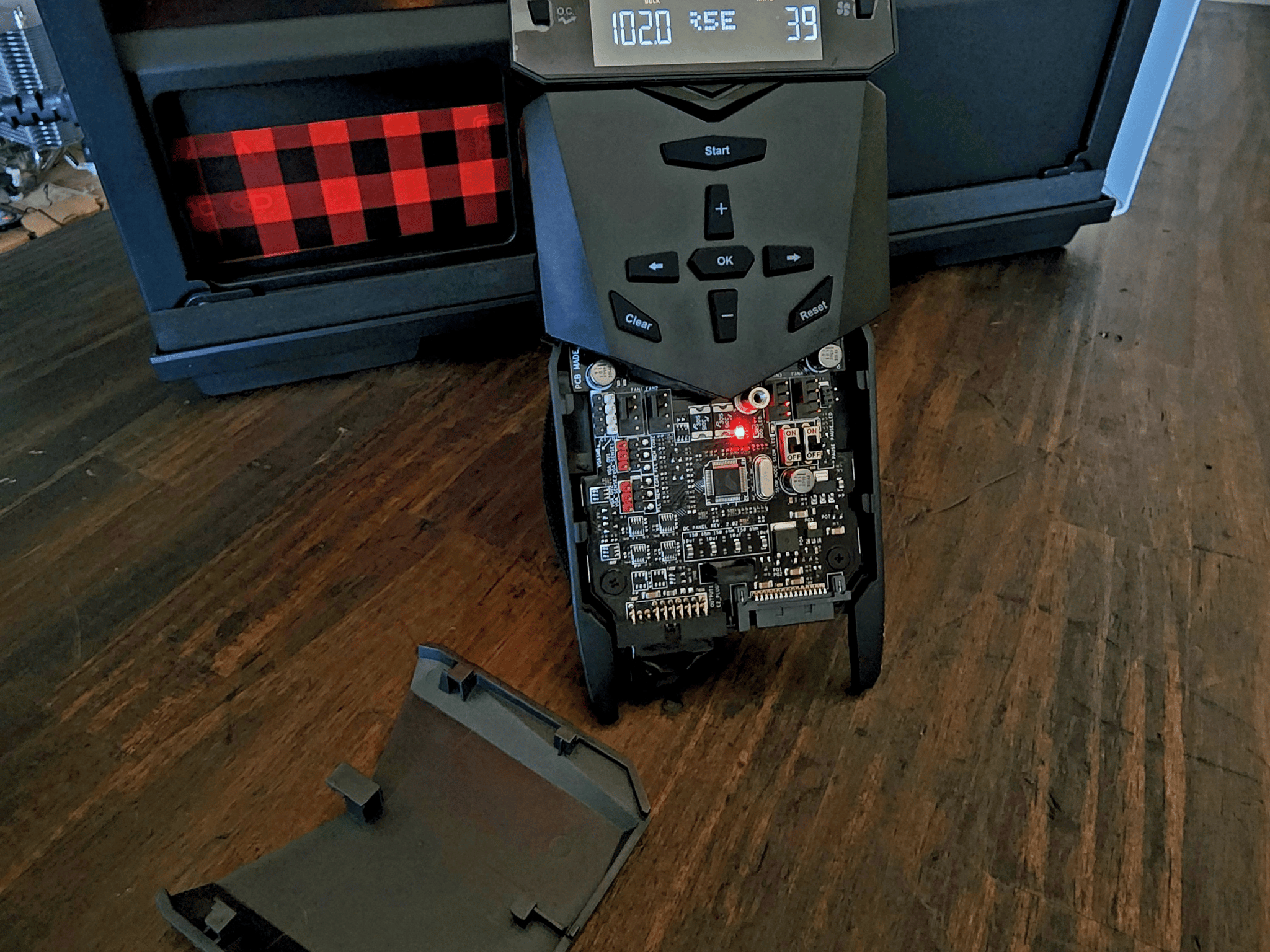 Intel Core i7 5960X // EVGA GeForce RTX 3060 // Corsair LPX 16GB 3000MHz
