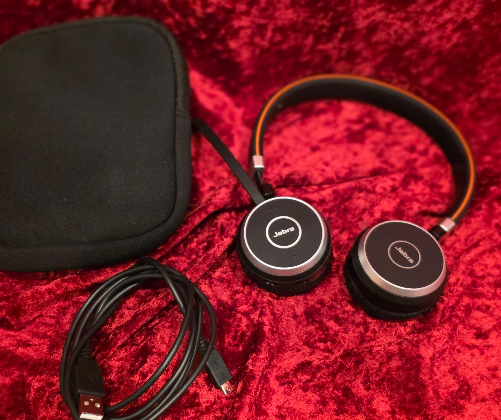 Jabra Evolve 65 SE W/ Carrying Case