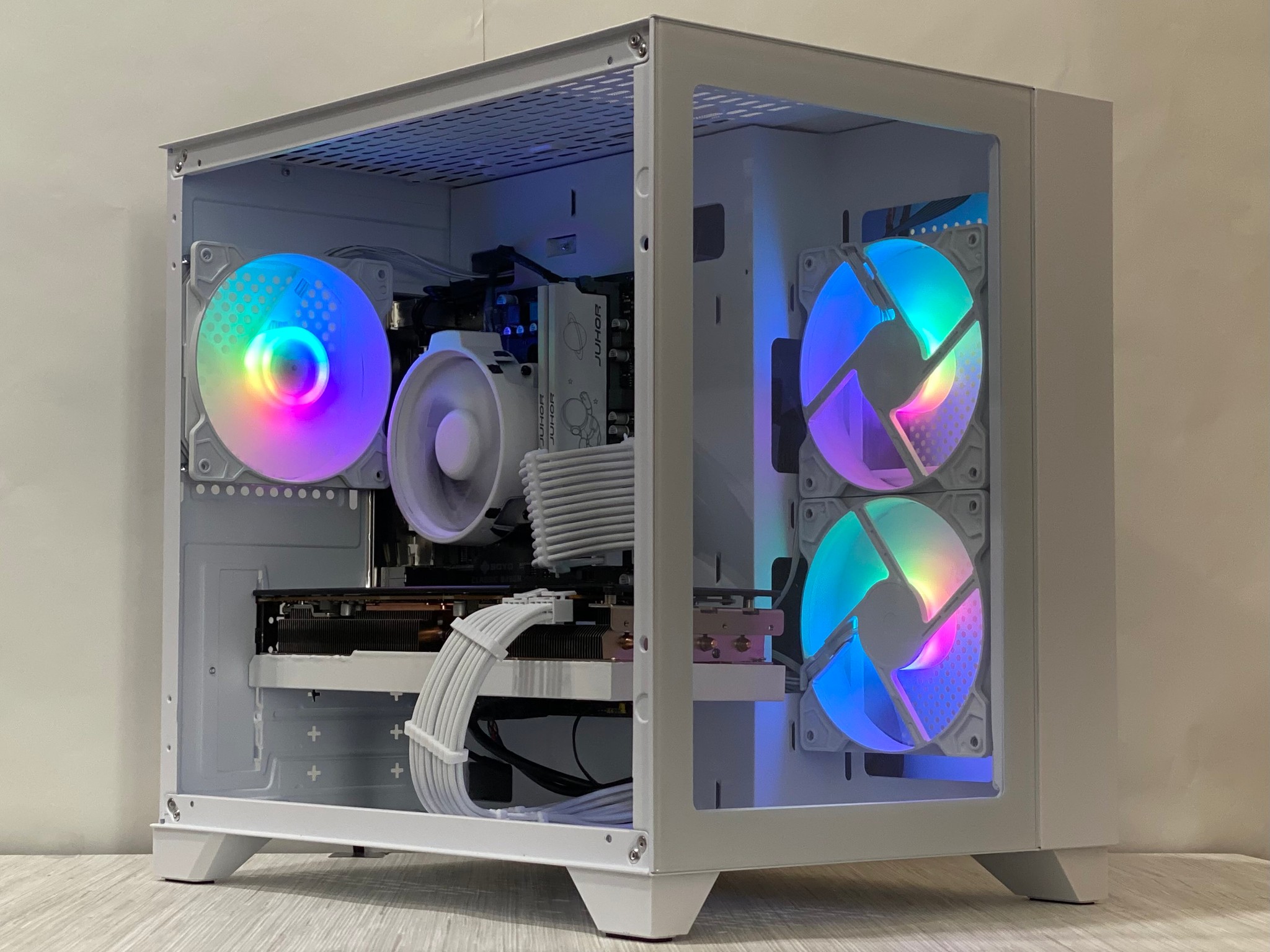 RX 7700 XT, Ryzen 5, 32GB DDR4, 1TB NVMe SSD, WiFi, Windows Activated - 1440p Gaming PC