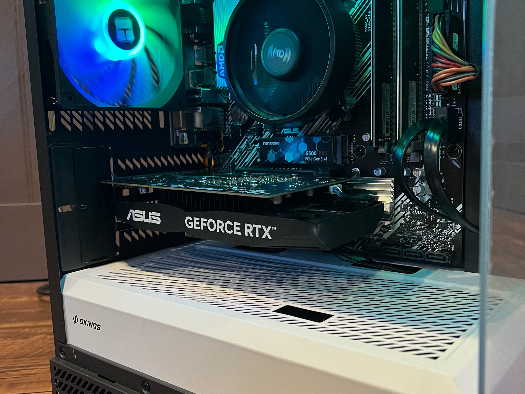 Starter Gaming PC / Ryzen 5 5500 / RTX 3050 / 16GB RAM / 512GB M.2 SSD