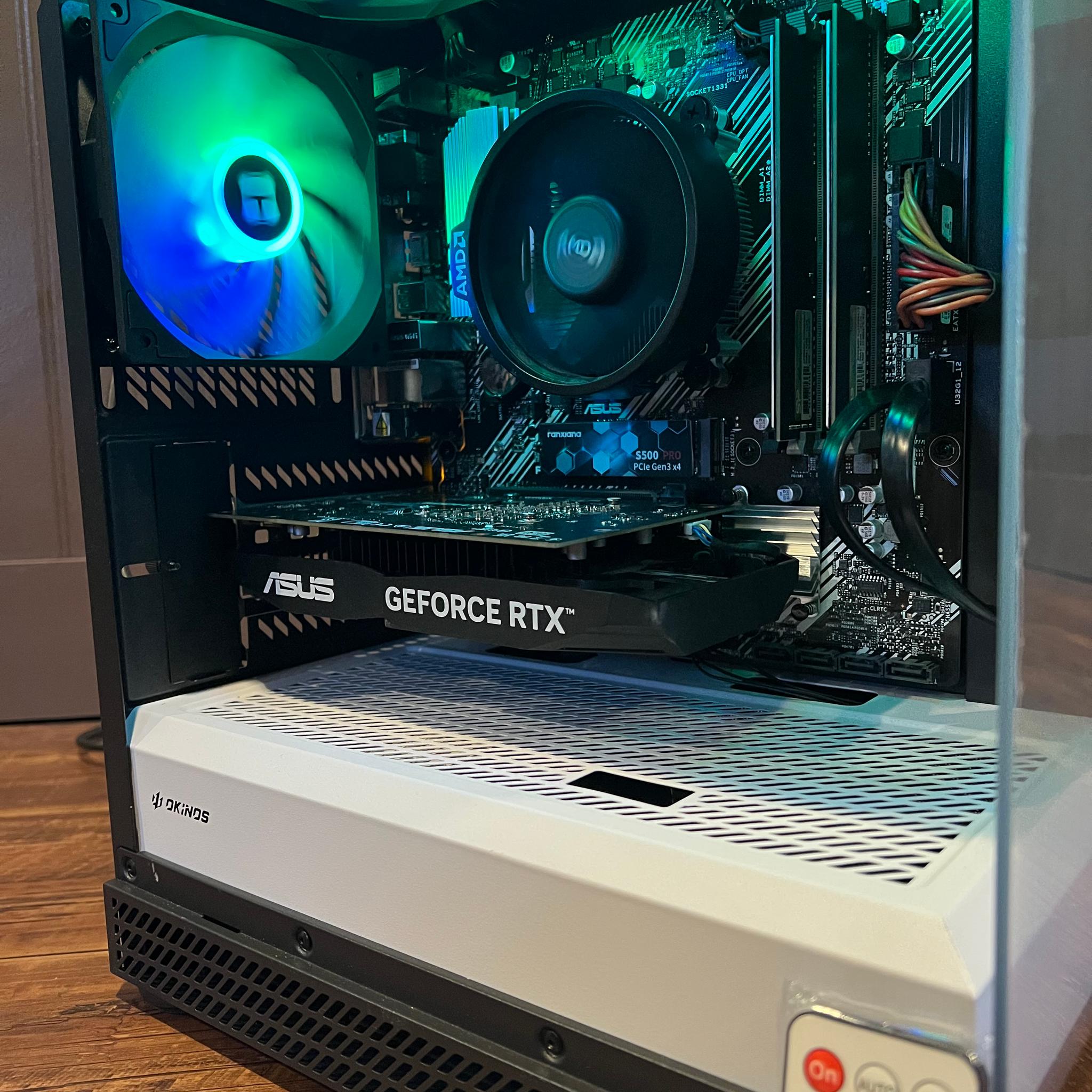 Starter Gaming PC / Ryzen 5 5500 / RTX 3050 / 16GB RAM / 512GB M.2 SSD