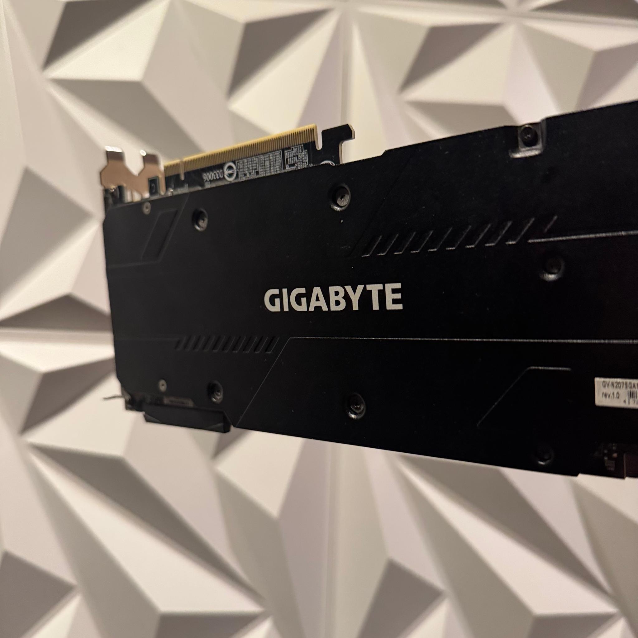 RTX 2070 Super Gigabyte